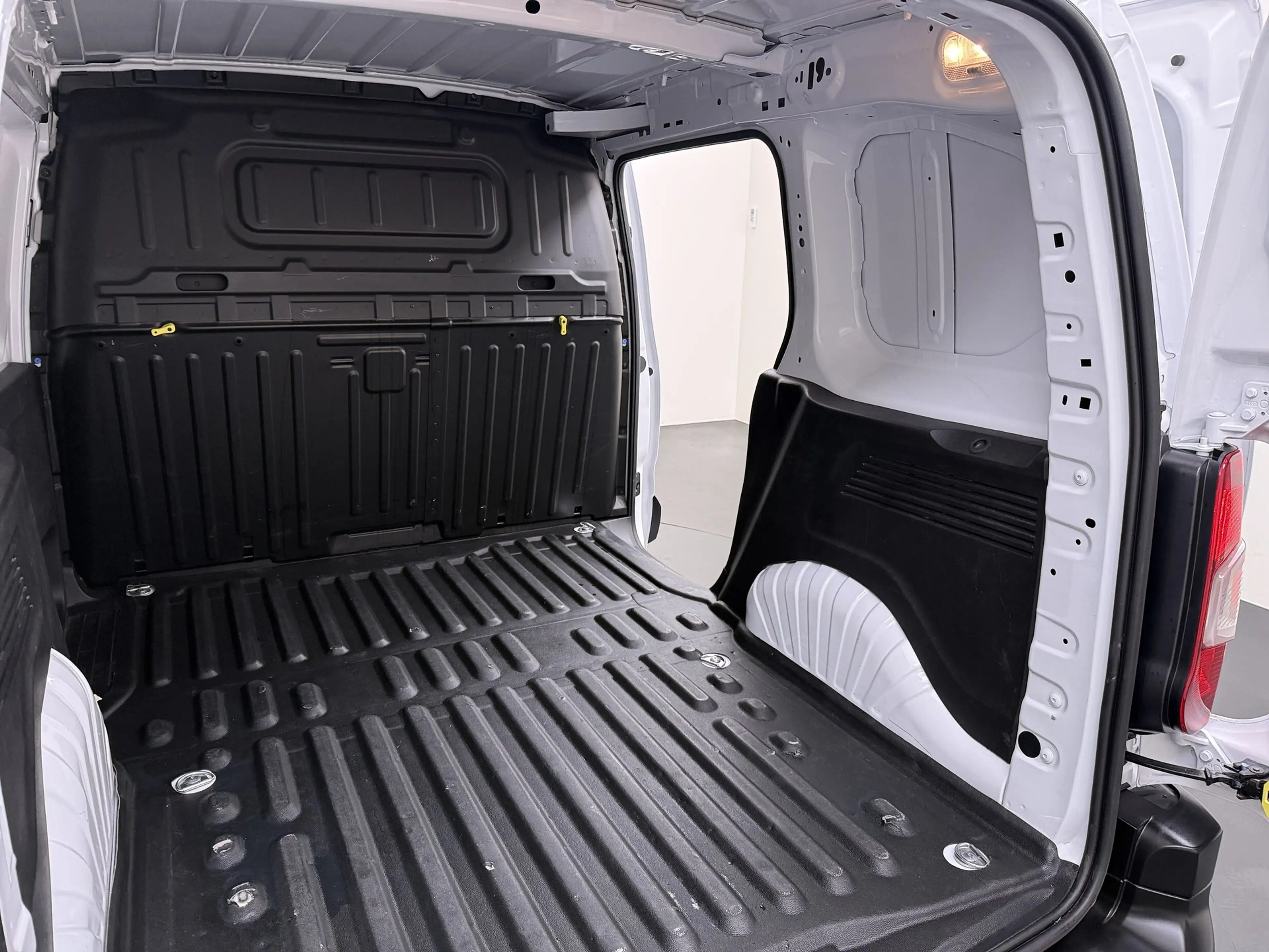 Peugeot Partner 1.5 BlueHDi 100 S&S L1, 3 Persoons! Airco, Navigat — photo 10