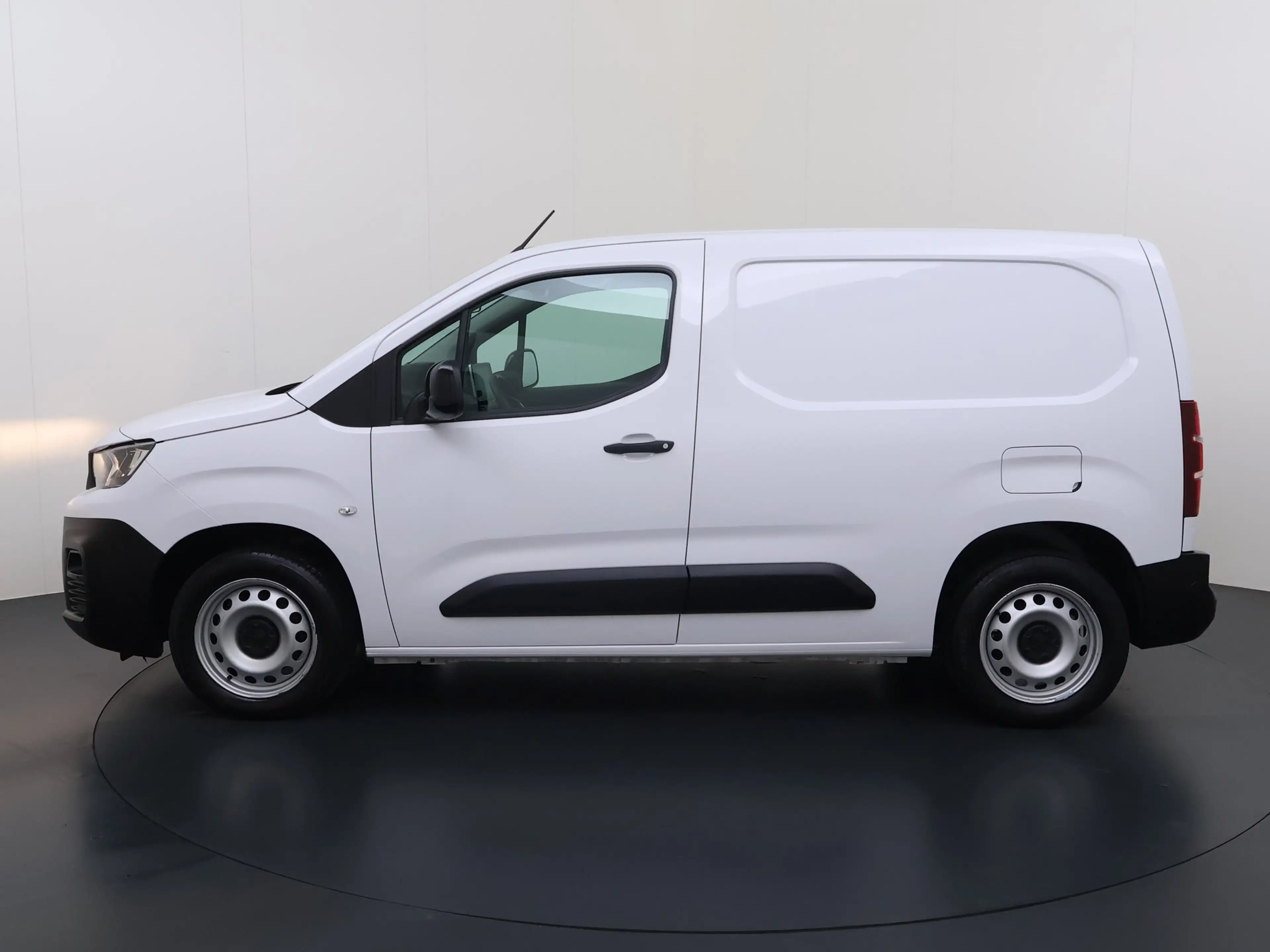 Peugeot Partner 1.5 BlueHDi 100 S&S L1, 3 Persoons! Airco, Navigat — photo 2
