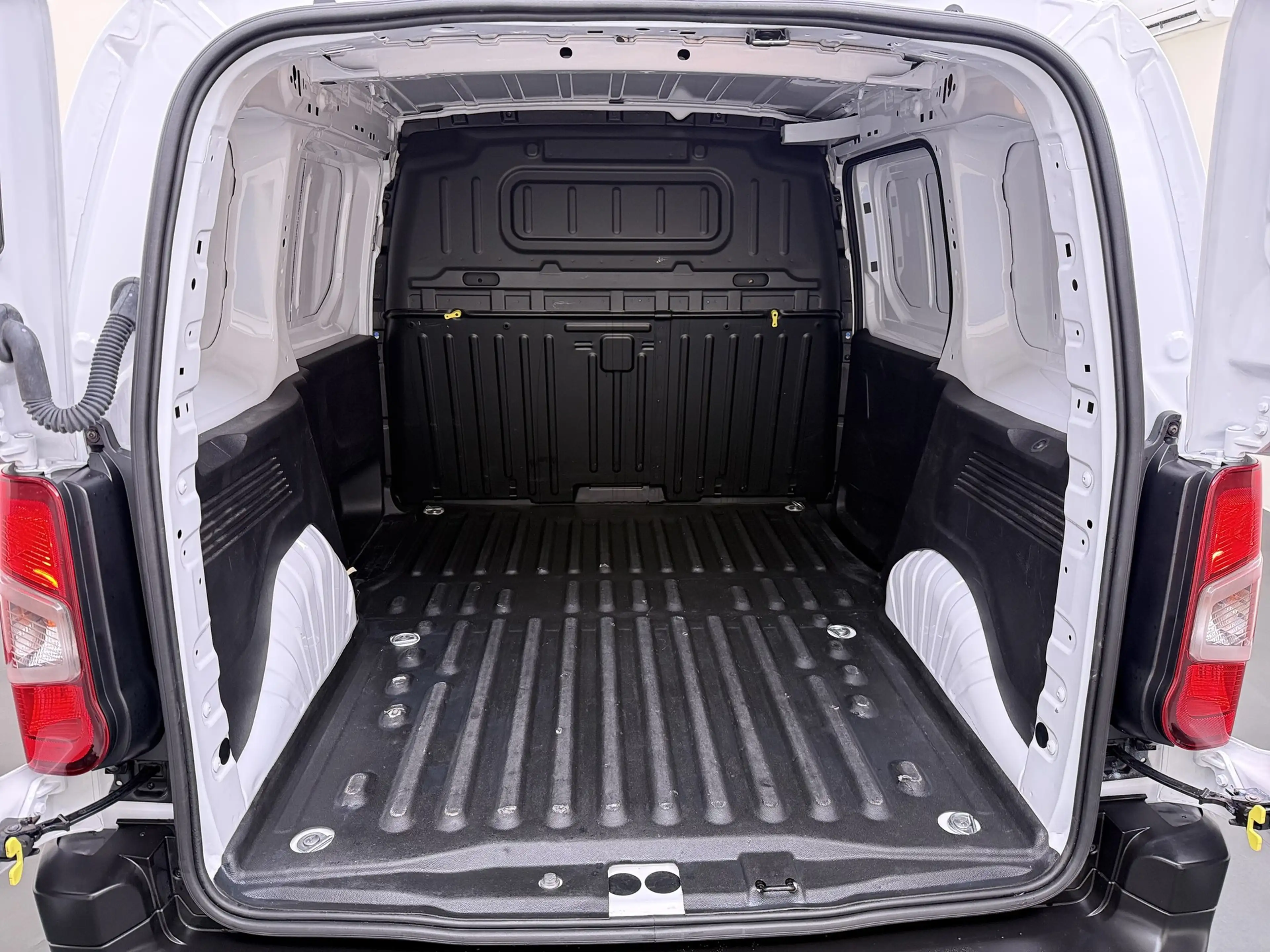 Peugeot Partner 1.5 BlueHDi 100 S&S L1, 3 Persoons! Airco, Navigat — photo 8