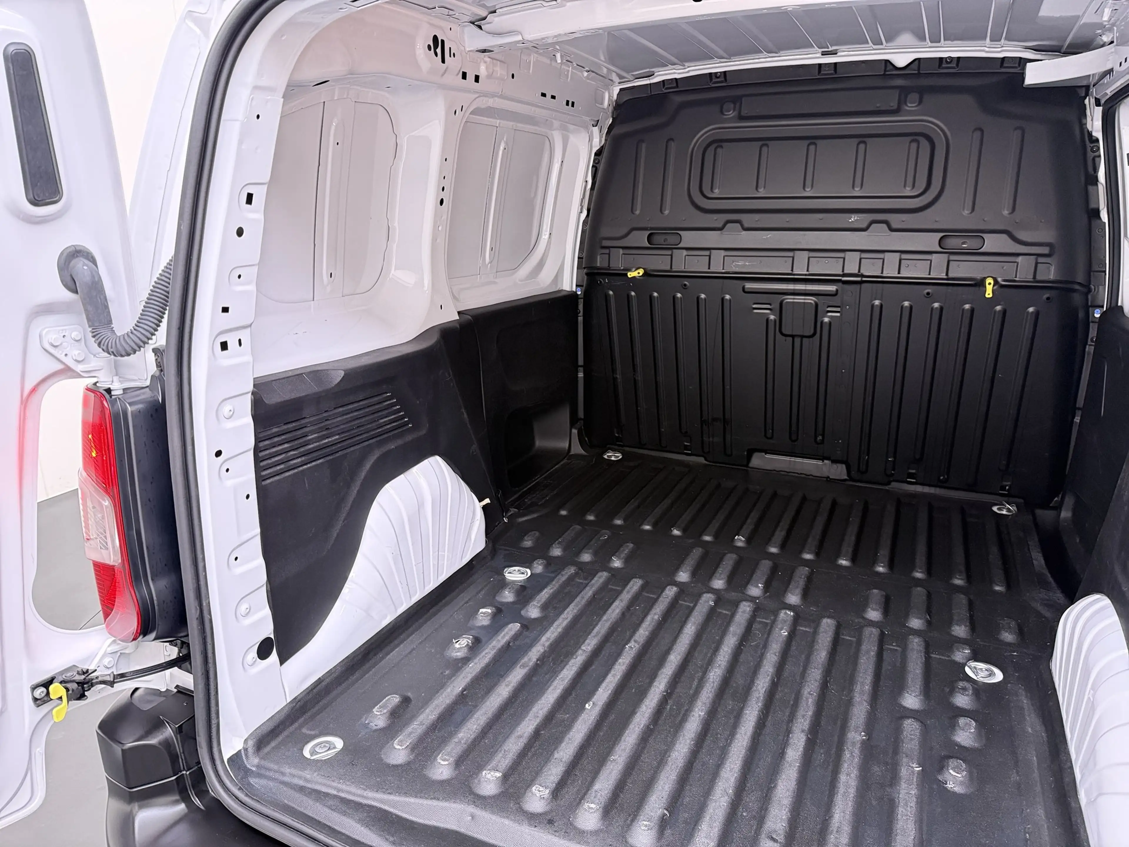 Peugeot Partner 1.5 BlueHDi 100 S&S L1, 3 Persoons! Airco, Navigat — photo 9