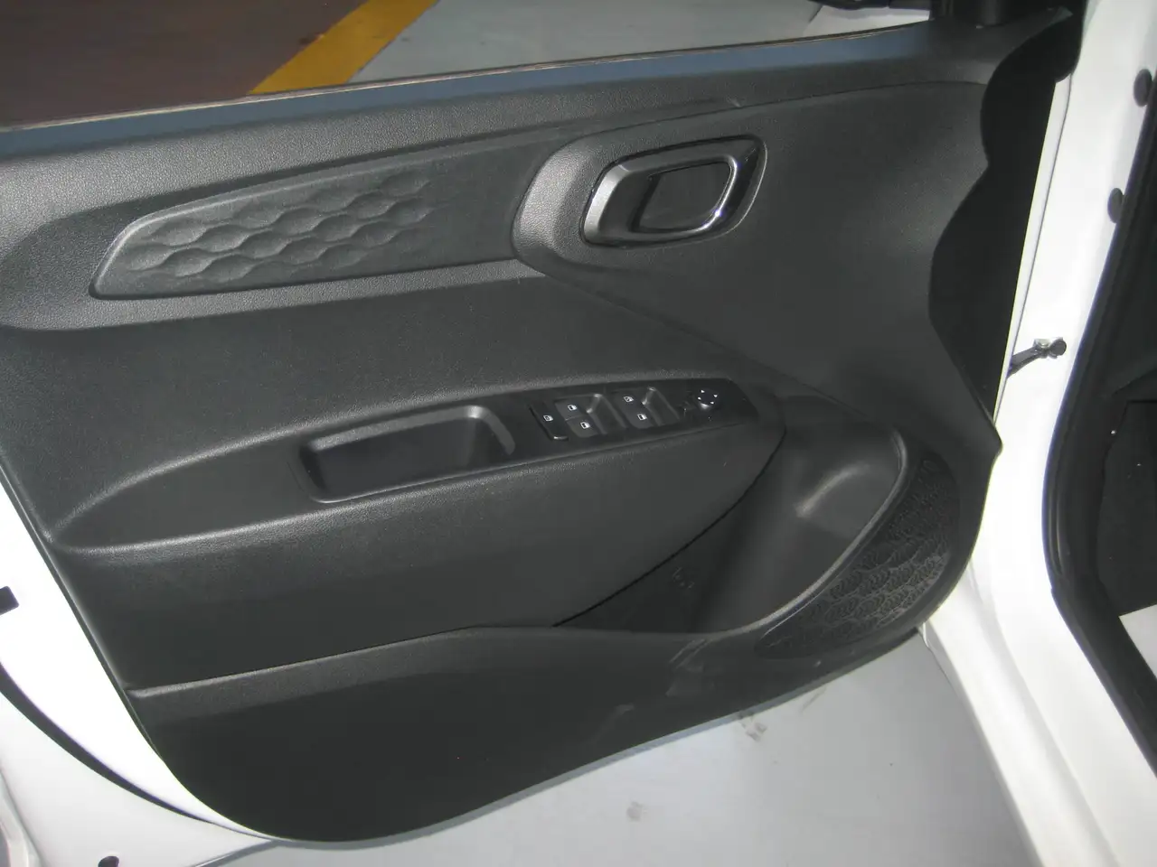 Hyundai i10 1.0 mpi Connectline 63cv, миниатюра 9