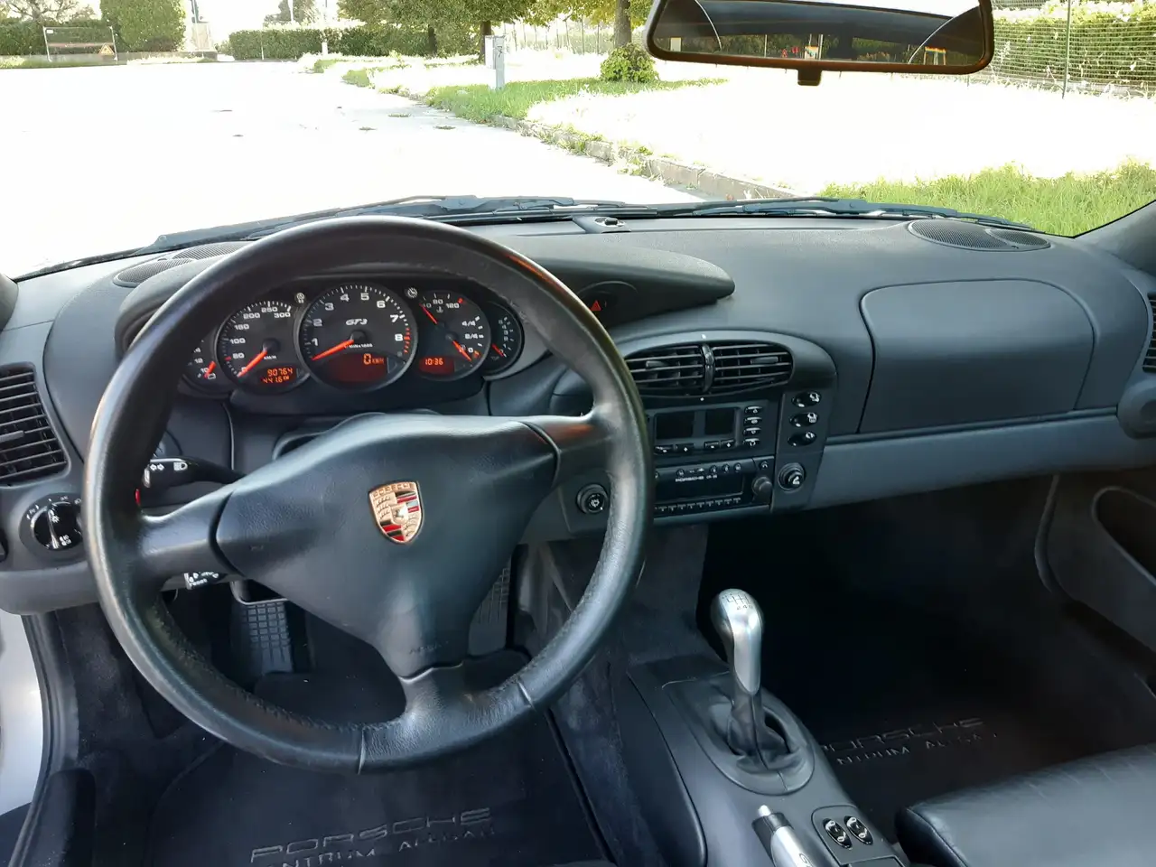 Porsche 911 Coupe 3.6 GT3 MK1, (Book Service + ASI), foto 10