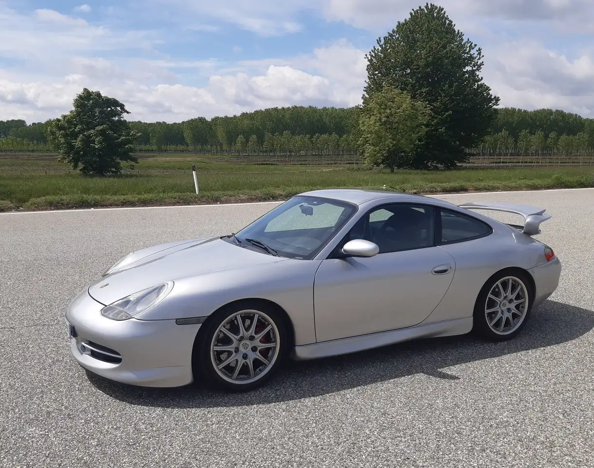 Porsche 911 Coupe 3.6 GT3 MK1, (Book Service + ASI), foto 5