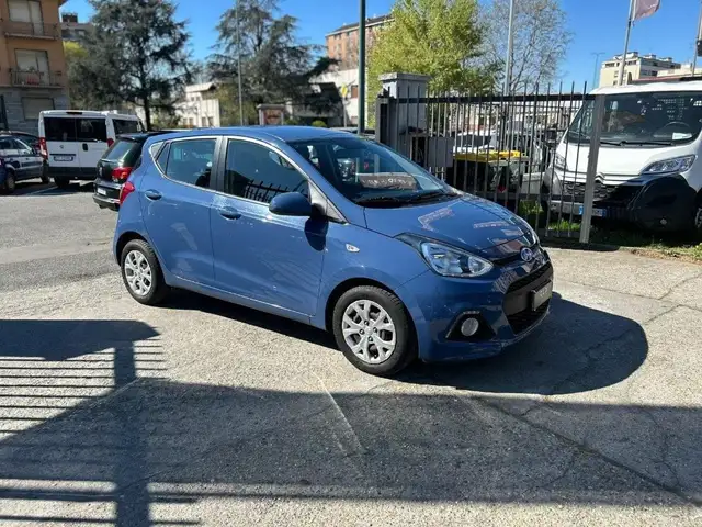 Hyundai I10 view 3