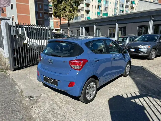 Hyundai I10 view 4