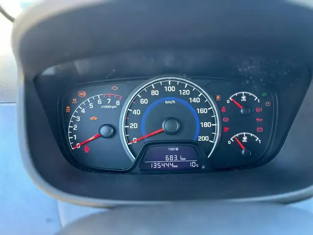 Hyundai I10 view 15