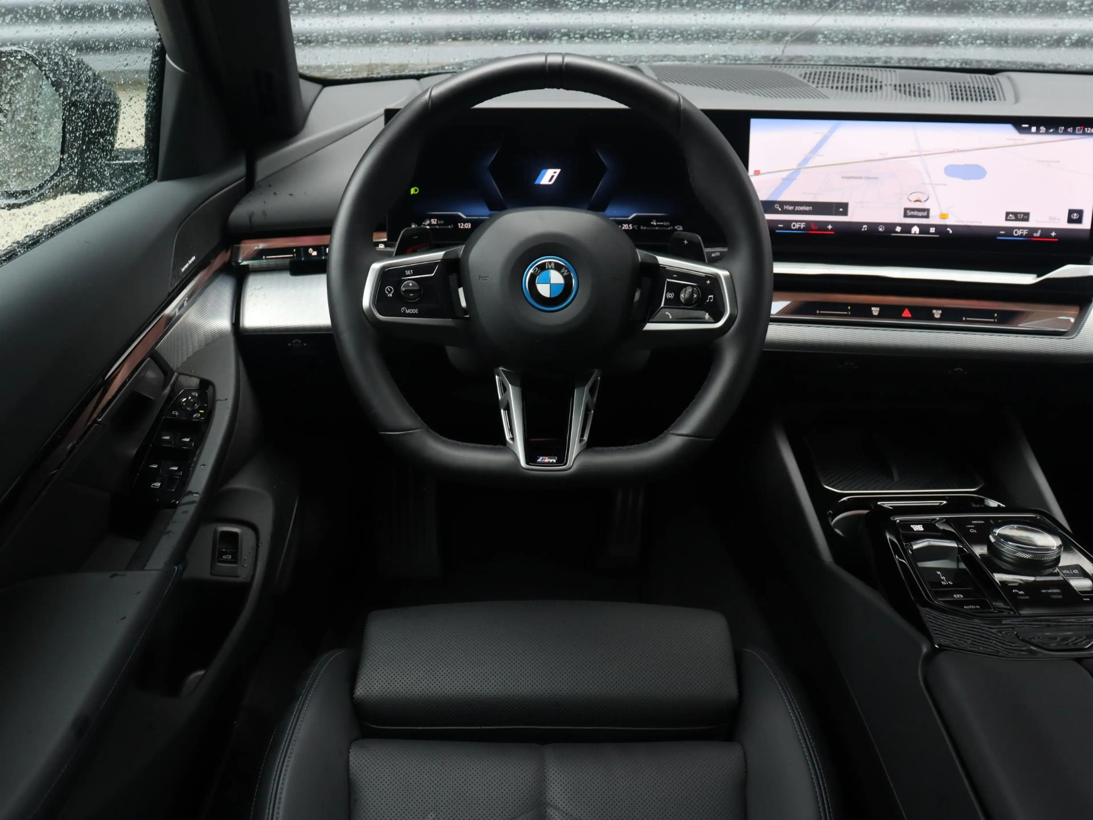 BMW 550 5-serie Sedan 550e xDrive | M Sportpakket Pro | In — photo 12