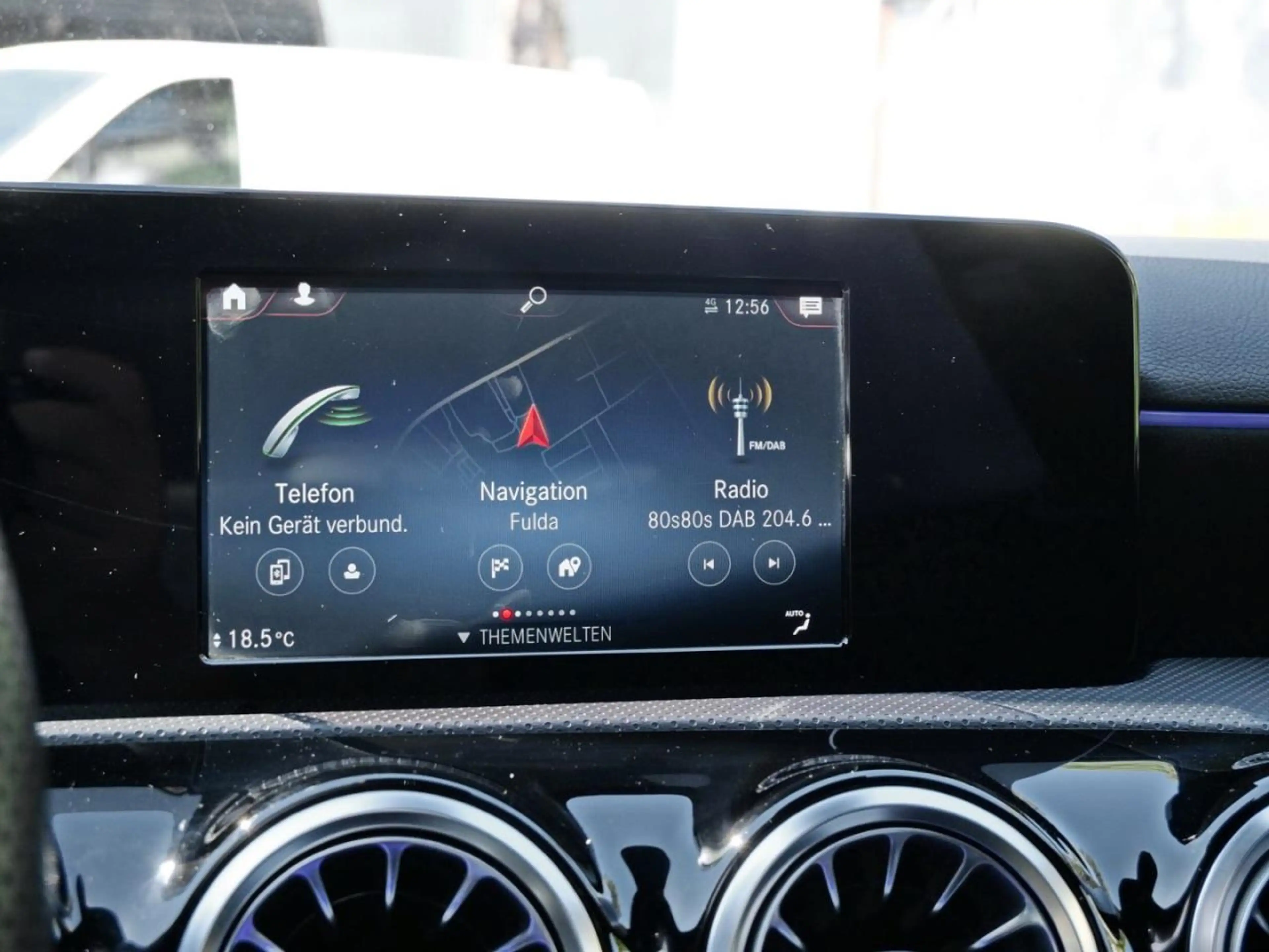 Mercedes-Benz A 180 d Limousine AMG Navi Plus Advanced Sound — photo 11
