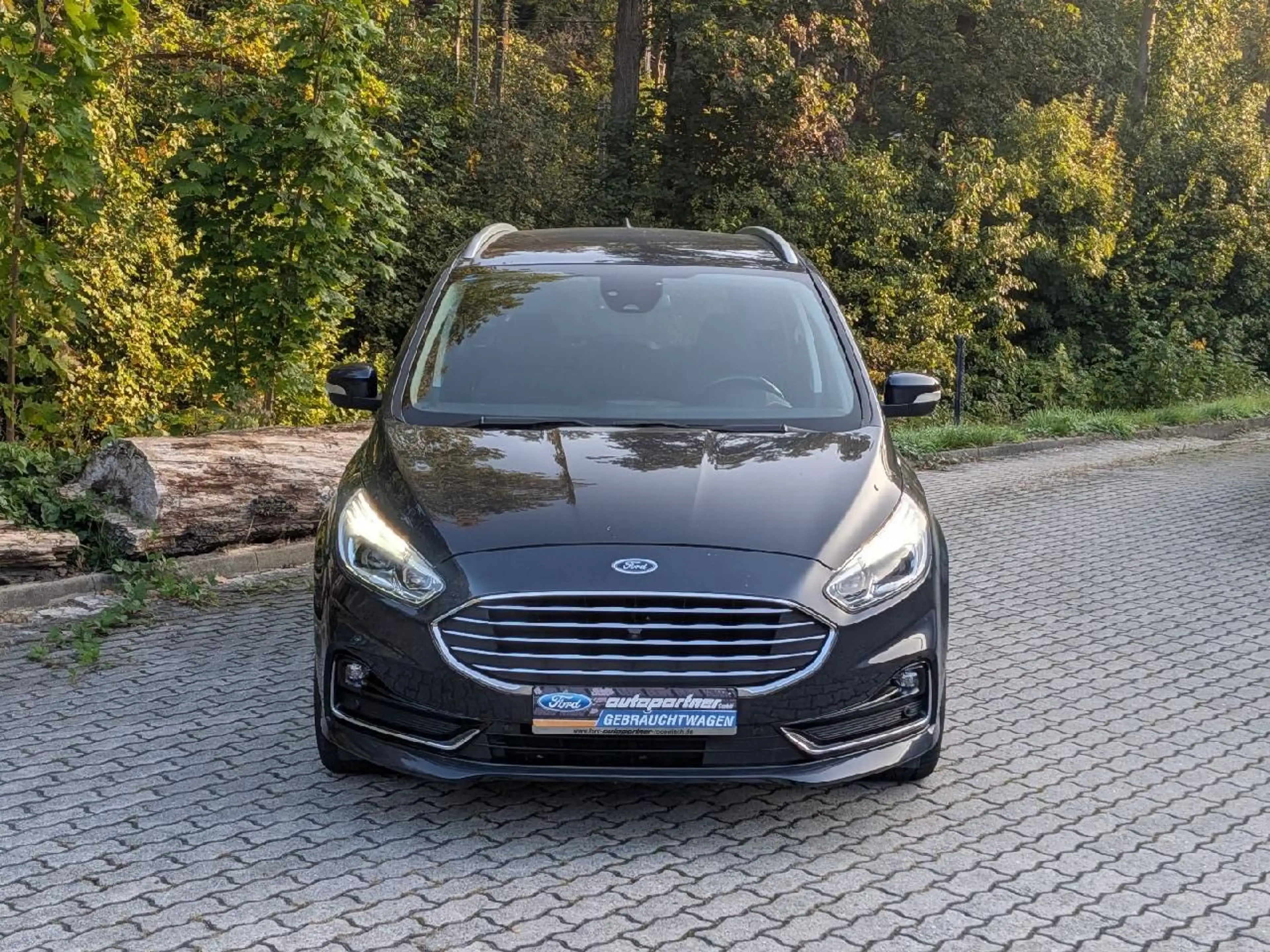 Ford Galaxy Titanium — photo 2
