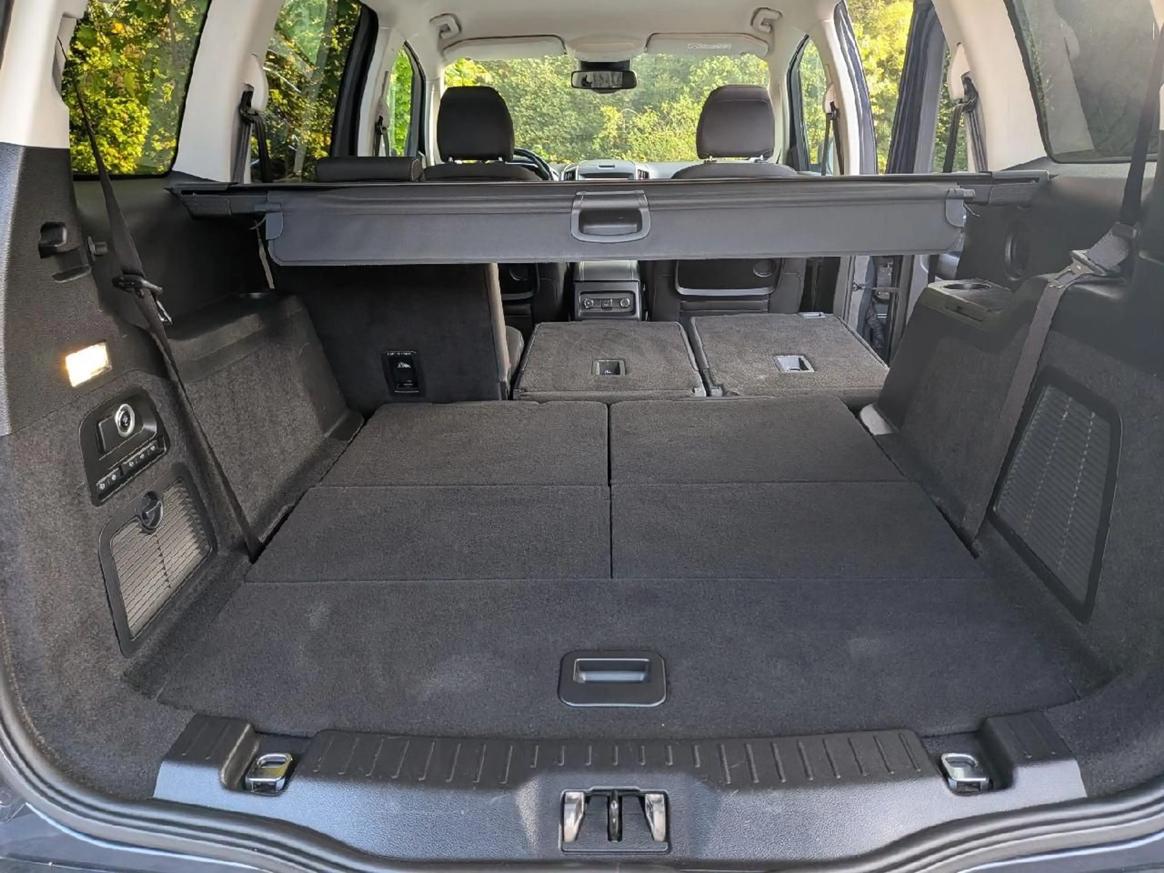 Ford Galaxy Titanium — photo 10