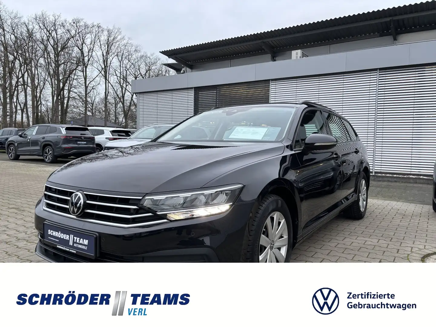 Volkswagen Passat Variant 1.5 eTSI DSG Schwarz - 1