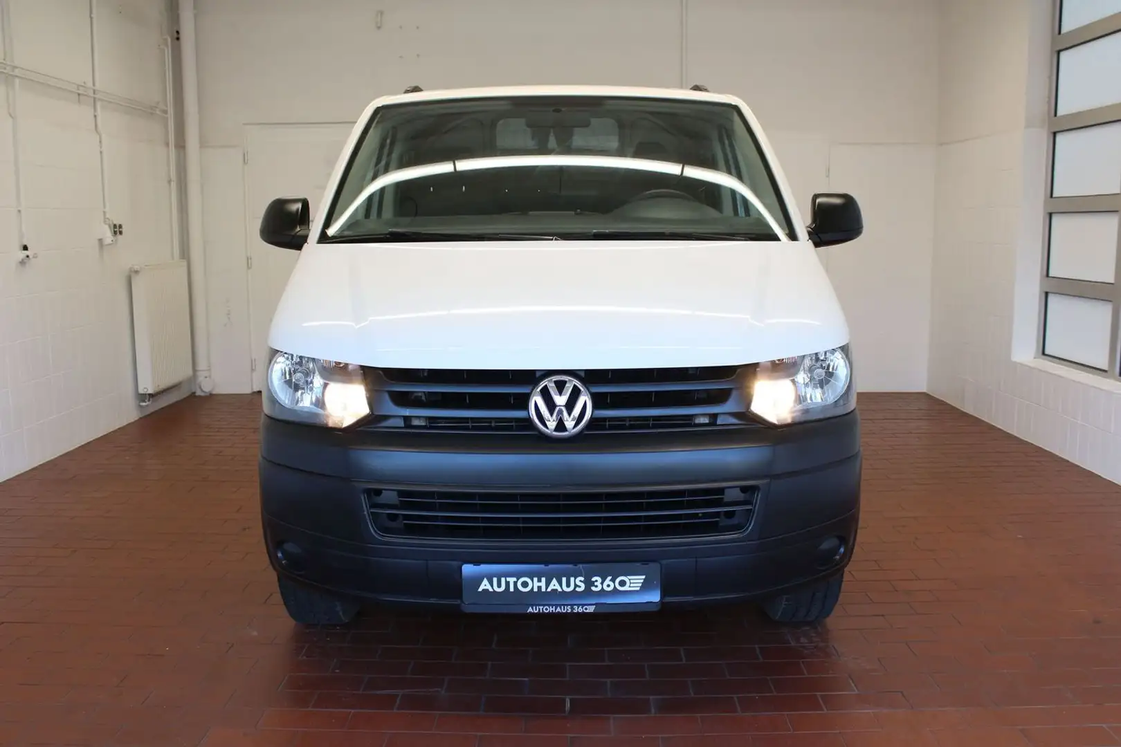 Volkswagen T5 AHK Klima Alu Weiß - 2