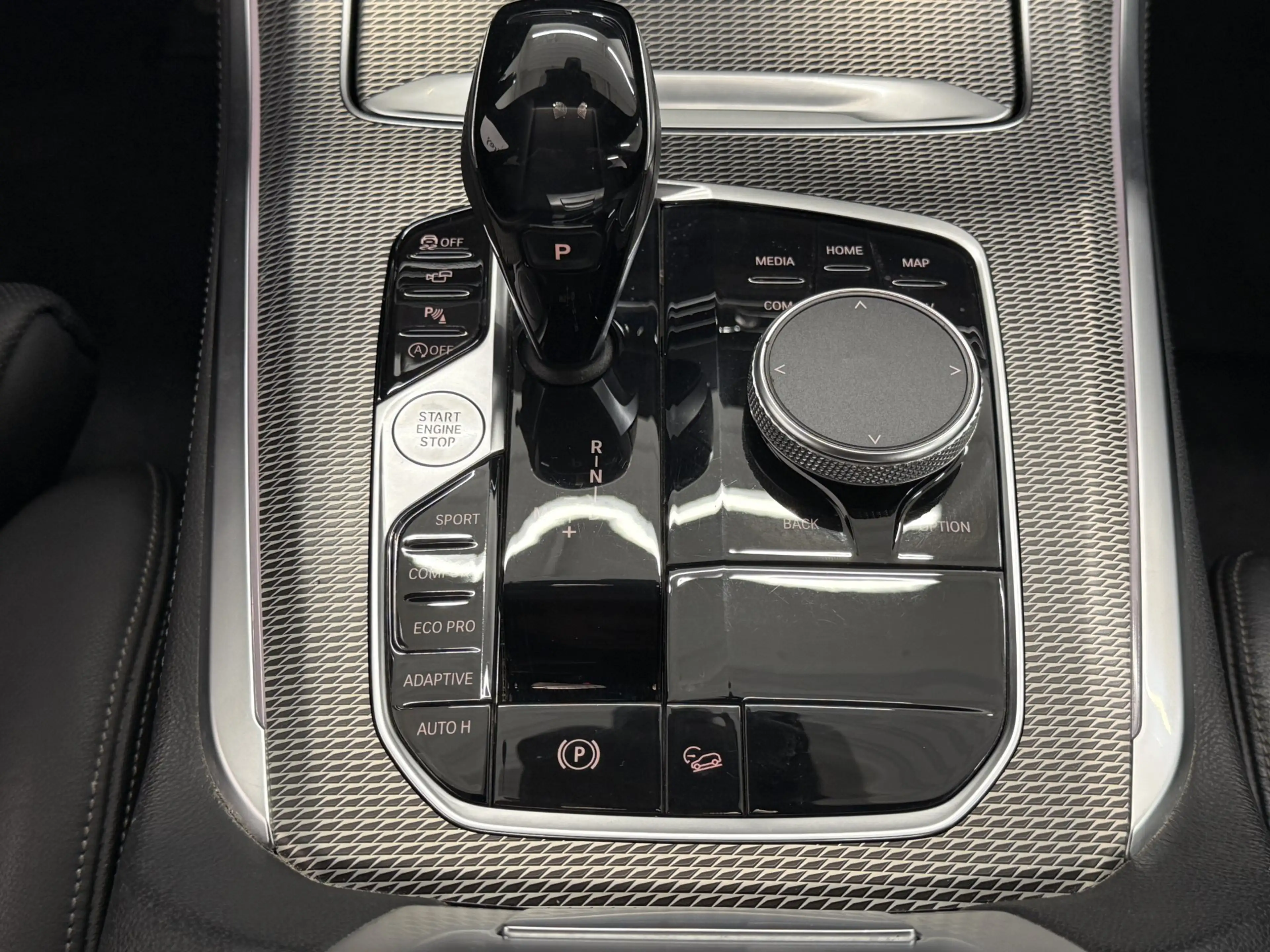 BMW X5 xDrive30d — photo 10
