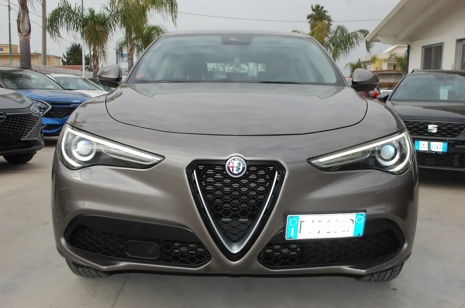 Alfa Romeo Stelvio 2.2 t Q4 190CV AT8 my19 Uff italy Lega Navi Led Grigio - 2
