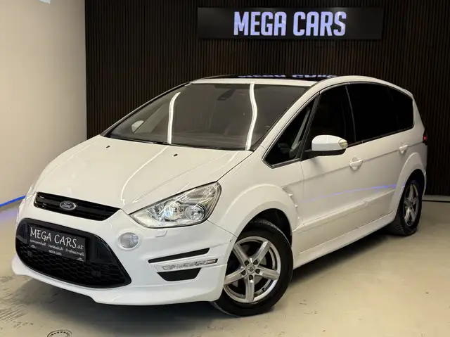 Ford S-Max Titanium Aut. / 7-SITZER / PANO / LEDER / NAVI /