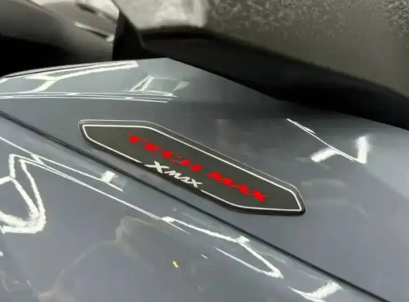 Yamaha XMAX 300 - foto 3