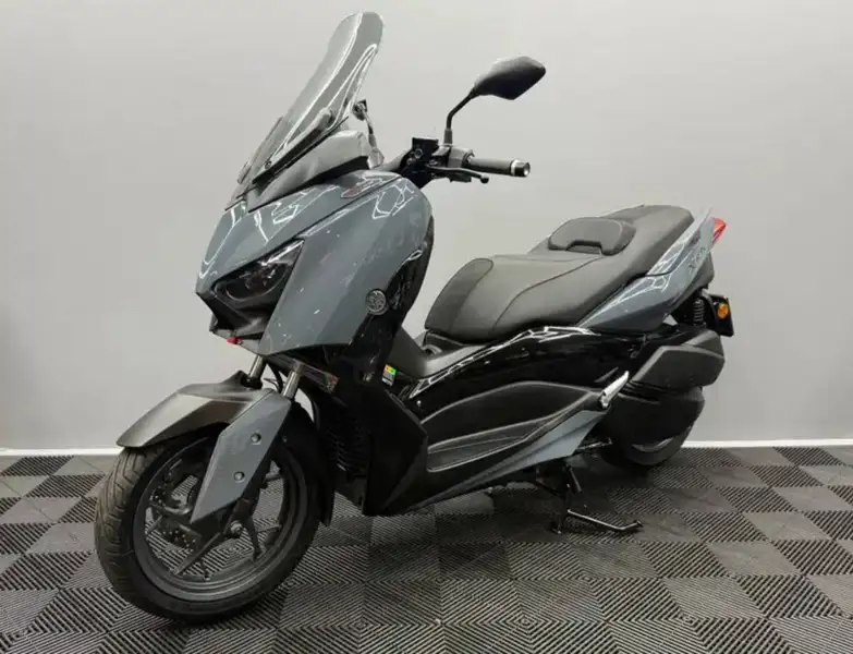 Yamaha XMAX 300 - foto 2
