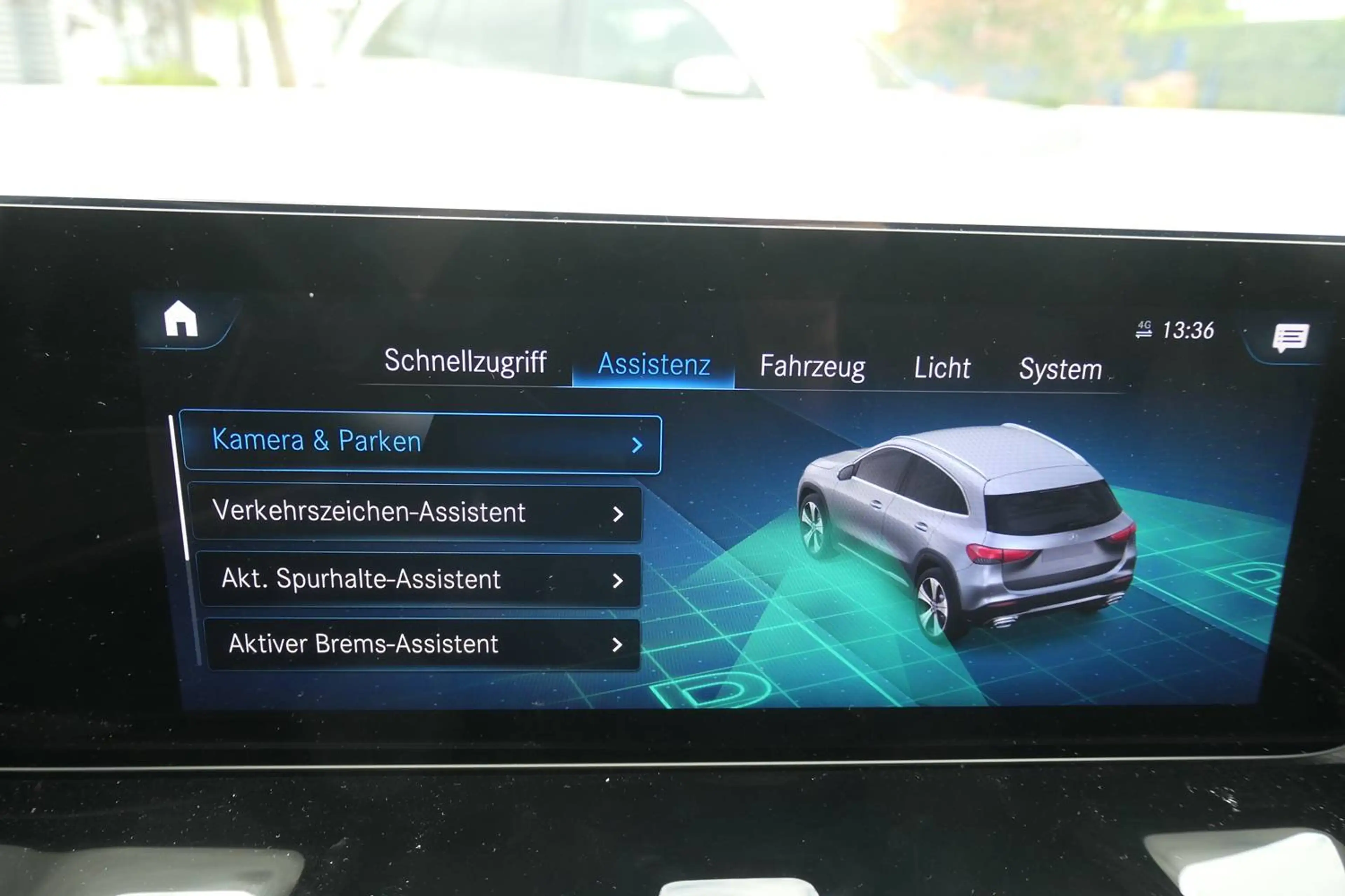 Mercedes-Benz GLA 200 GLA Diesel d 4Matic 8G-DCT Progressive Kamera Distronic Multibeam LED Scheinwerfer — photo 13