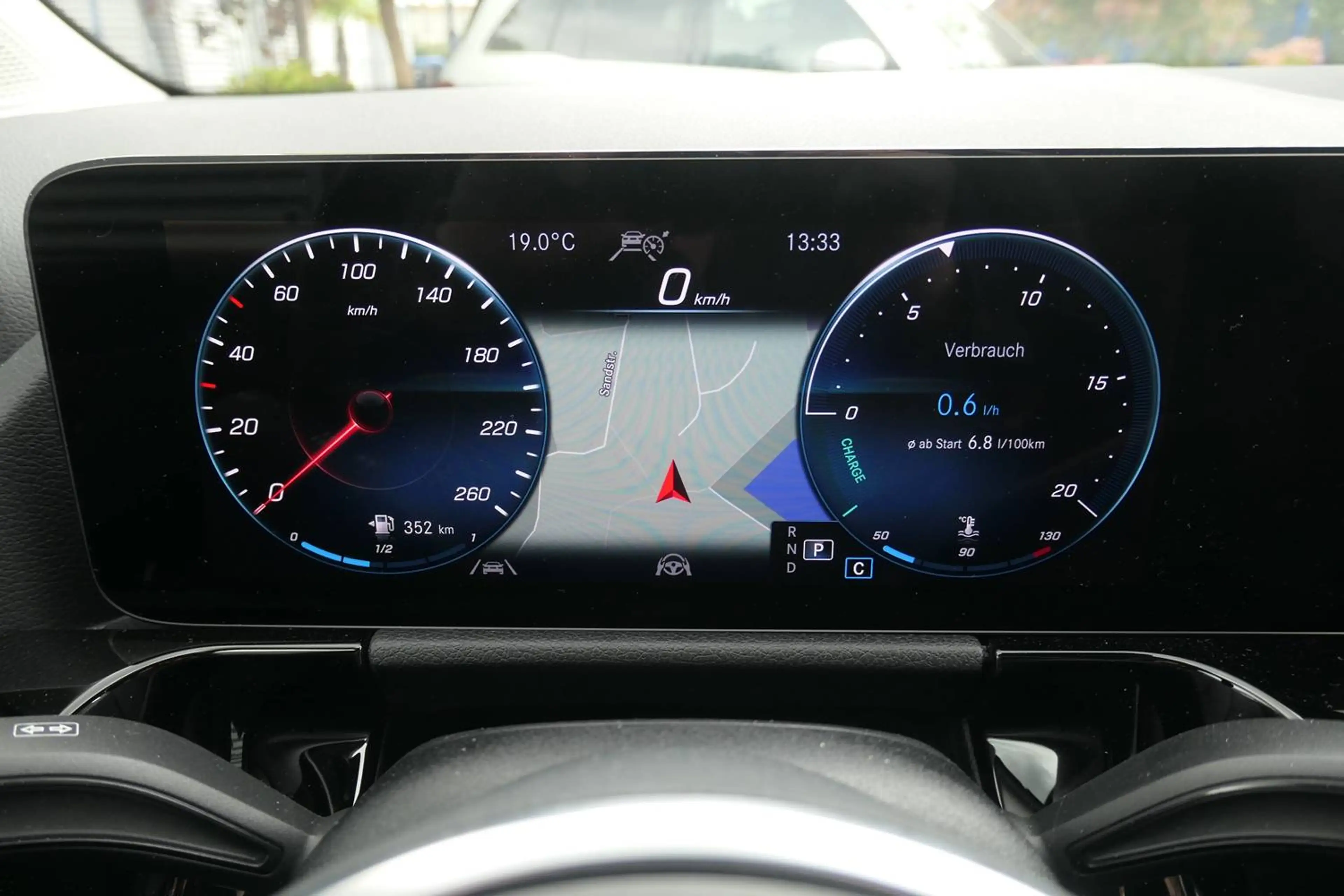 Mercedes-Benz GLA 200 GLA Diesel d 4Matic 8G-DCT Progressive Kamera Distronic Multibeam LED Scheinwerfer — photo 15