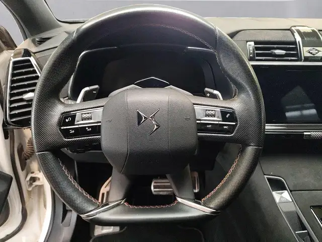 DS Automobiles DS 7 Crossback view 12