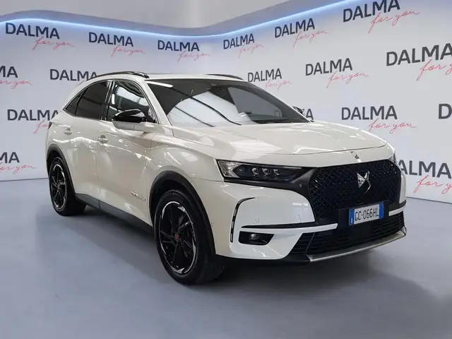DS Automobiles DS 7 Crossback view 7