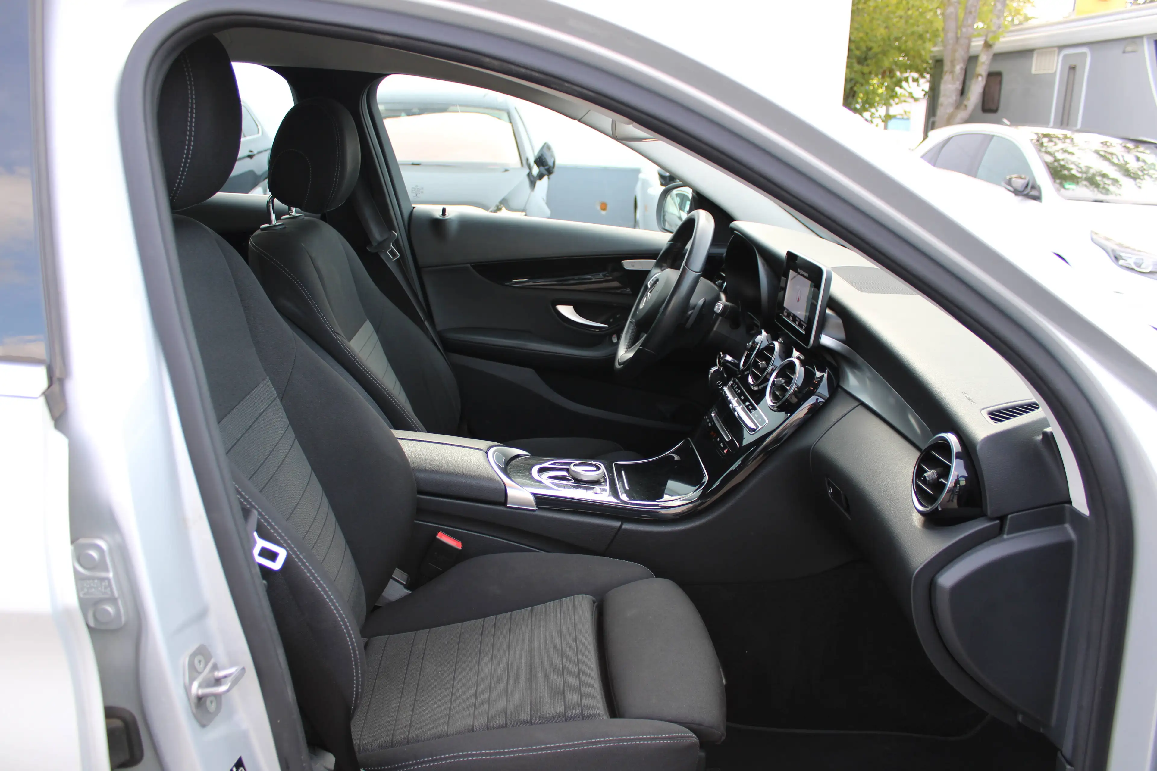 Mercedes-Benz C 250 C 250 BlueTec / d (205.208) — photo 13
