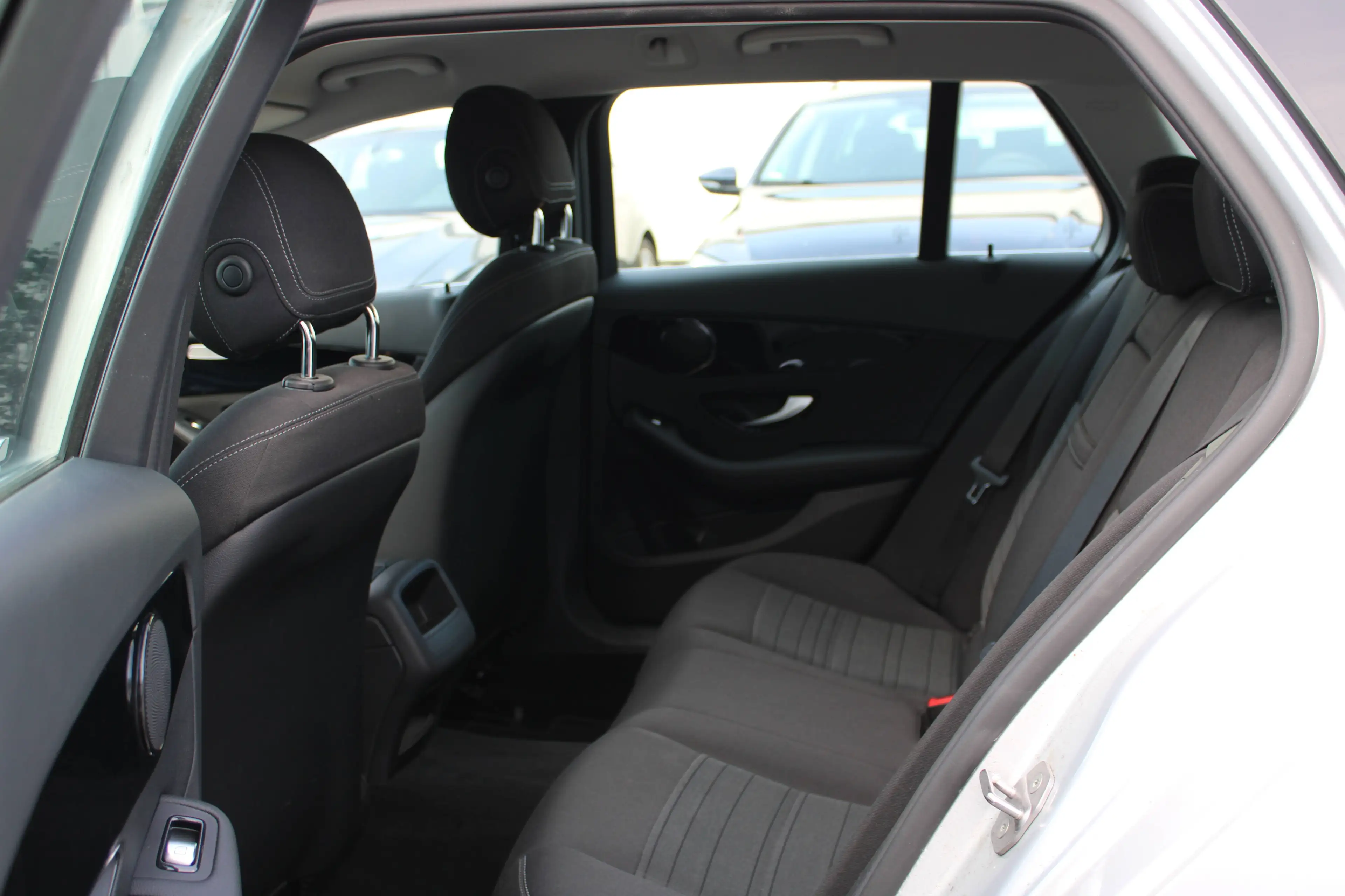 Mercedes-Benz C 250 C 250 BlueTec / d (205.208) — photo 11