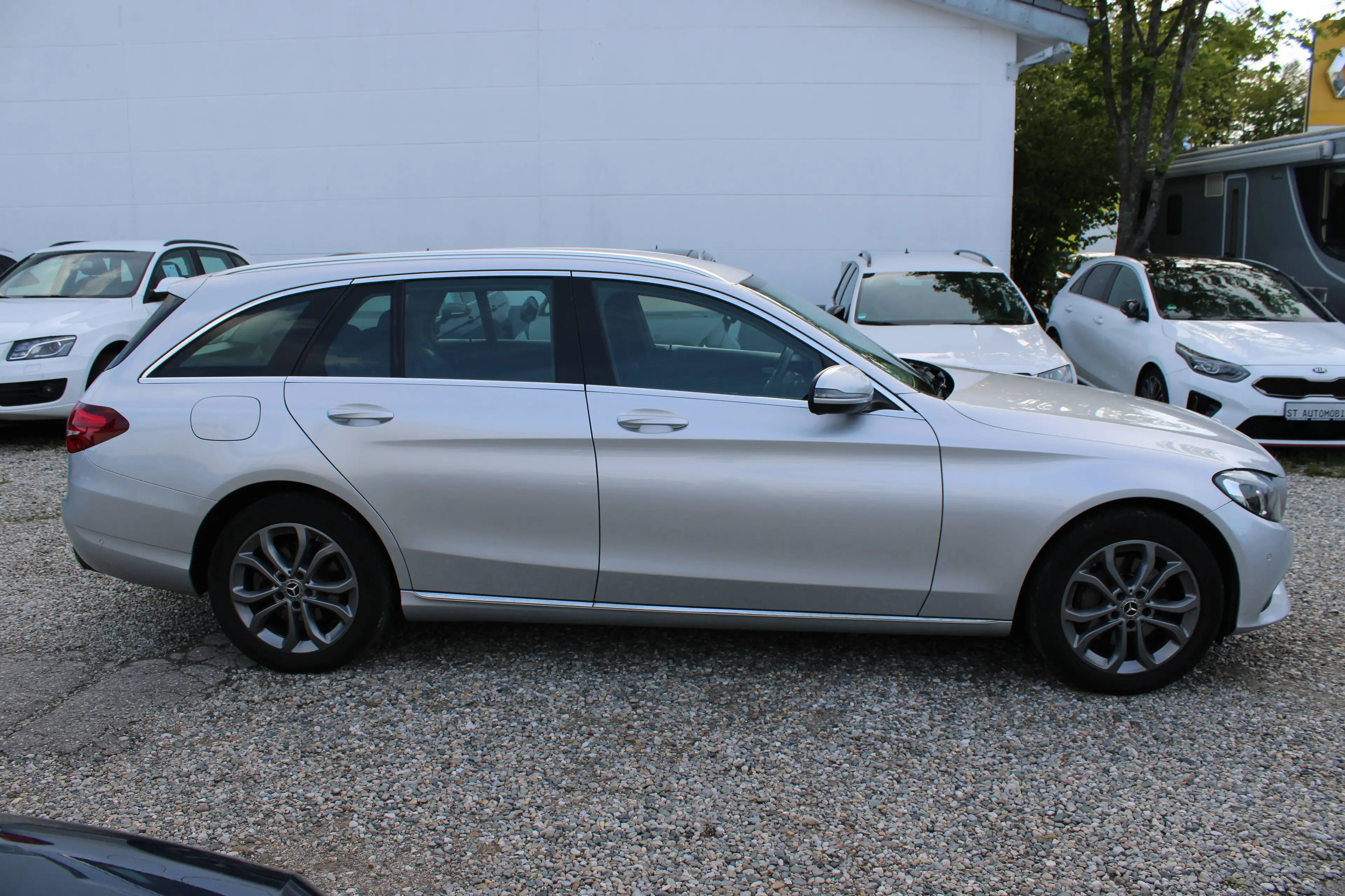 Mercedes-Benz C 250 C 250 BlueTec / d (205.208) — photo 4