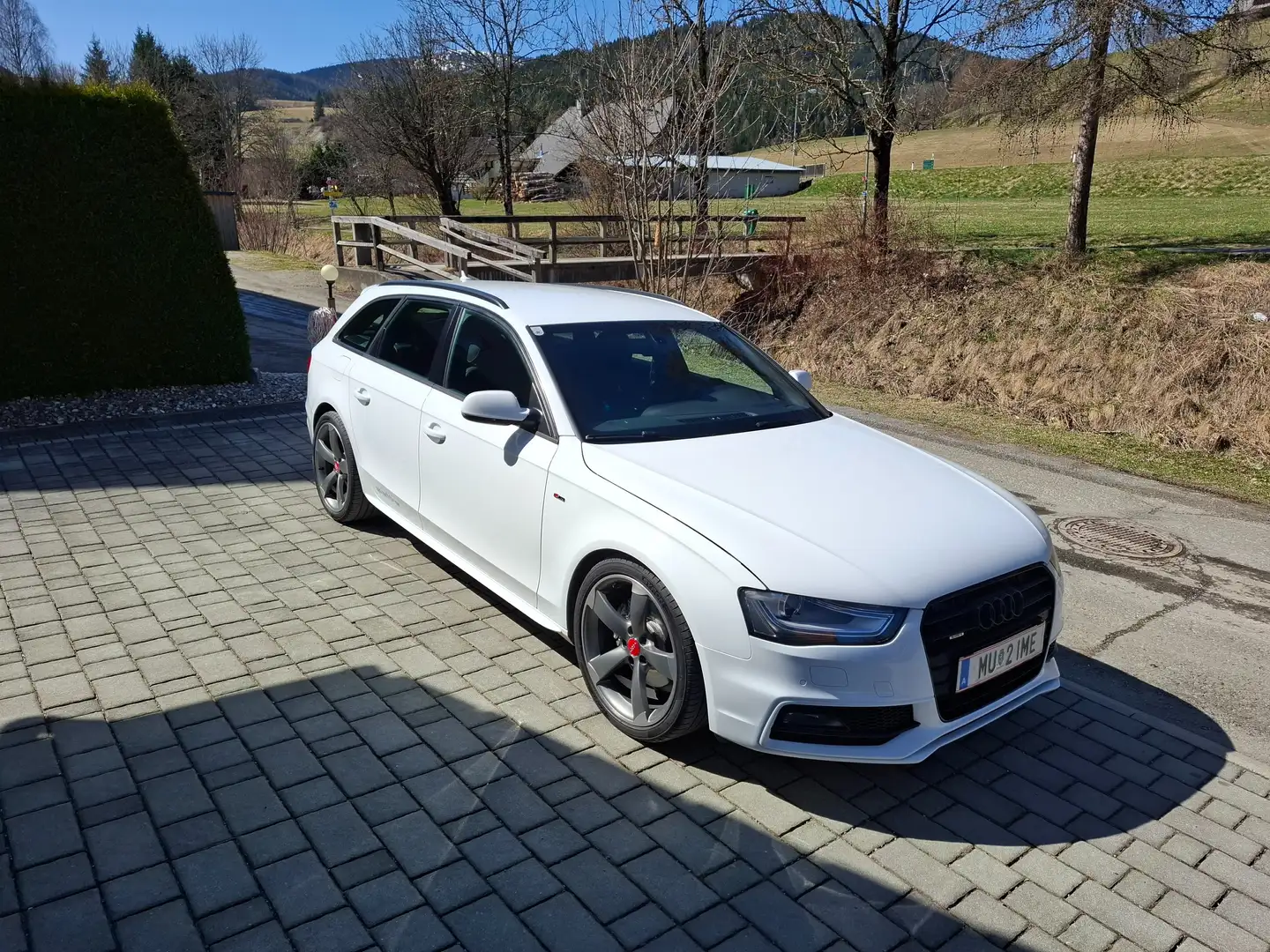 Audi A4 A4 Avant 2,0 TDI quattro DPF Sport Sport Weiß - 2