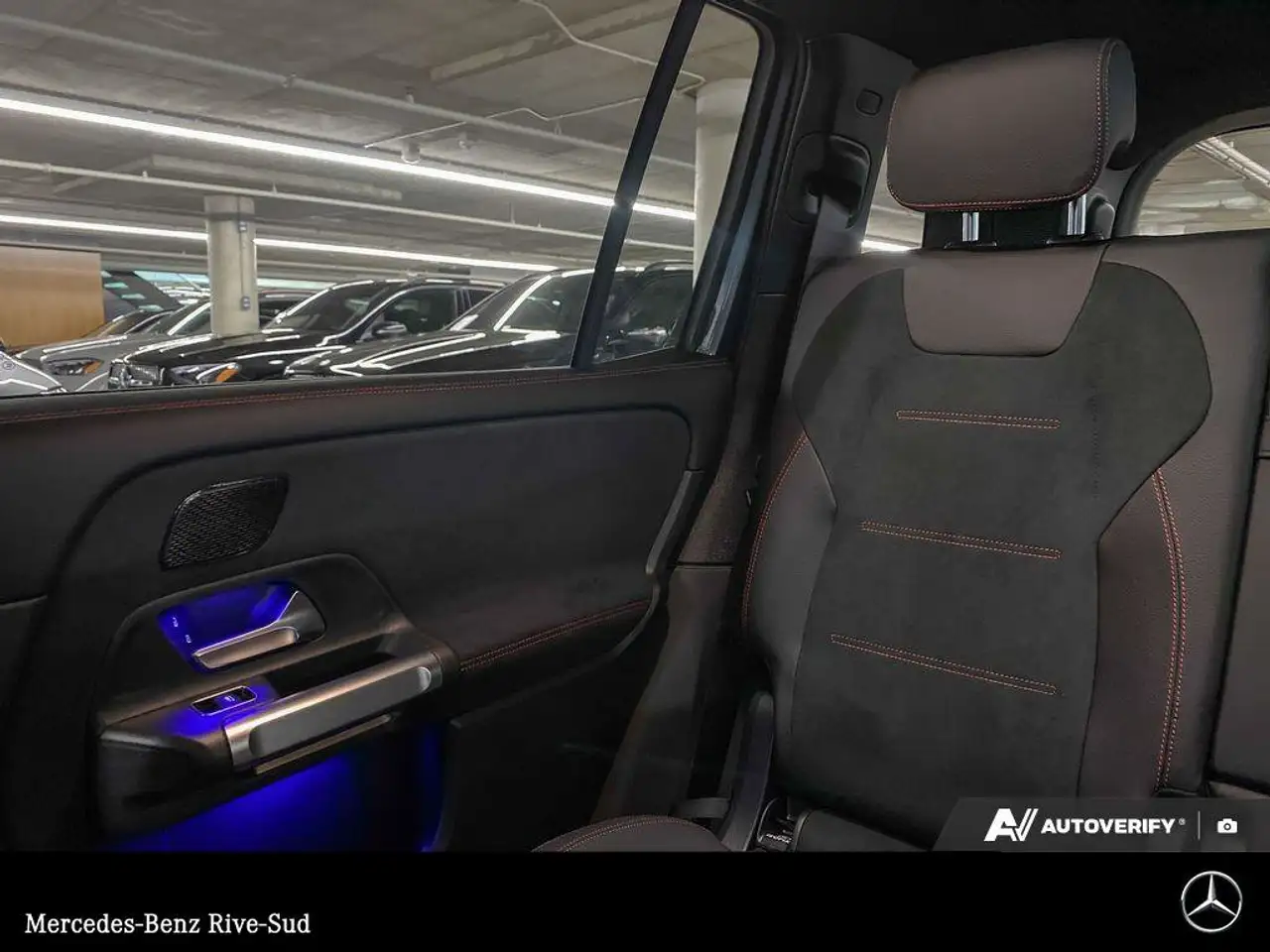 Mercedes-Benz GLB снимка Mercedes-Benz GLB