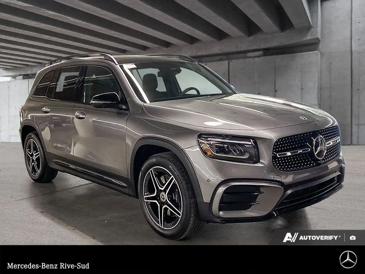 Mercedes-Benz GLB снимка Mercedes-Benz GLB