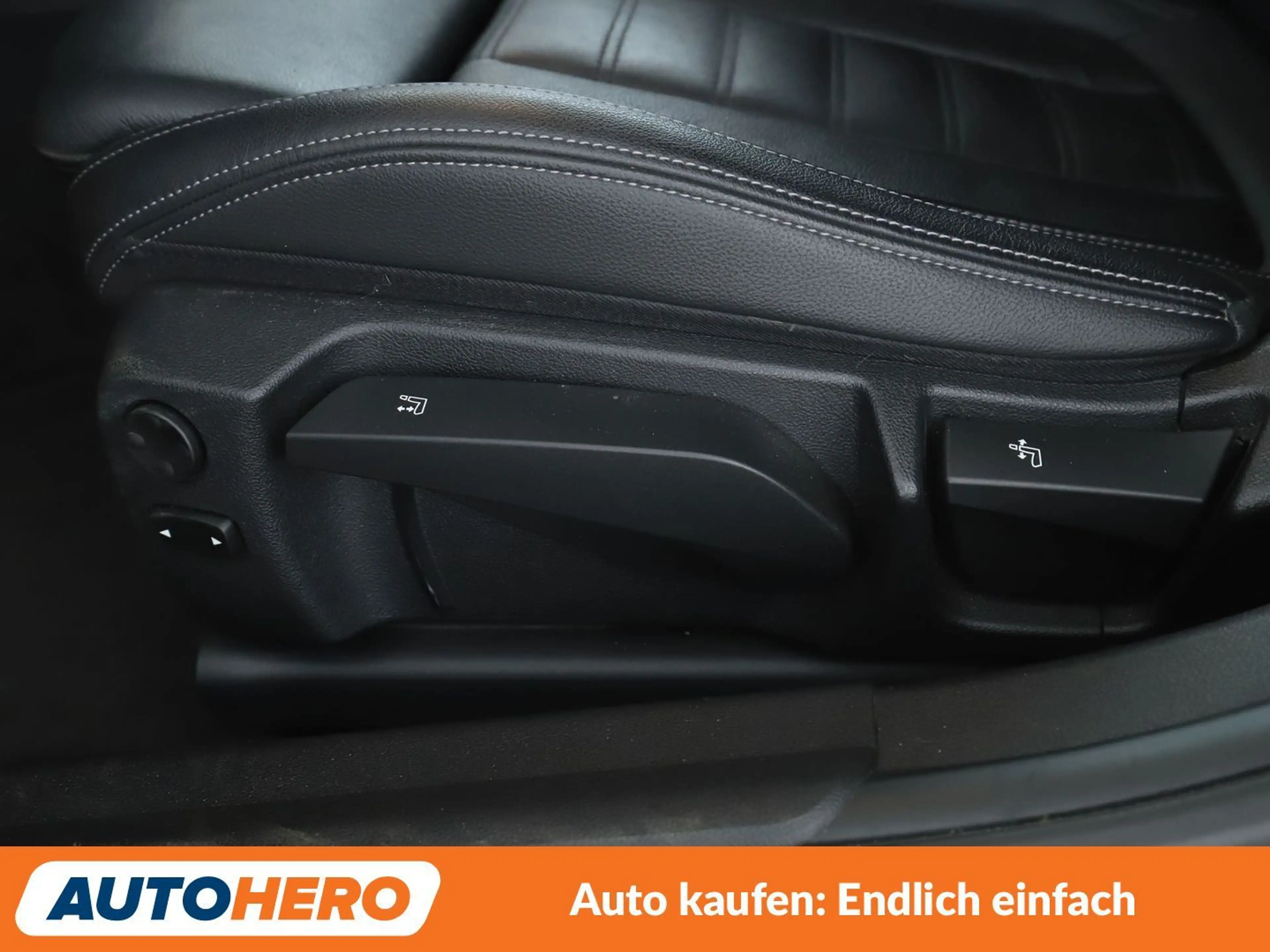 BMW 330 330i Luxury Line Aut.*NAVI*ACC*PANO*SHZ*PDC* — photo 28