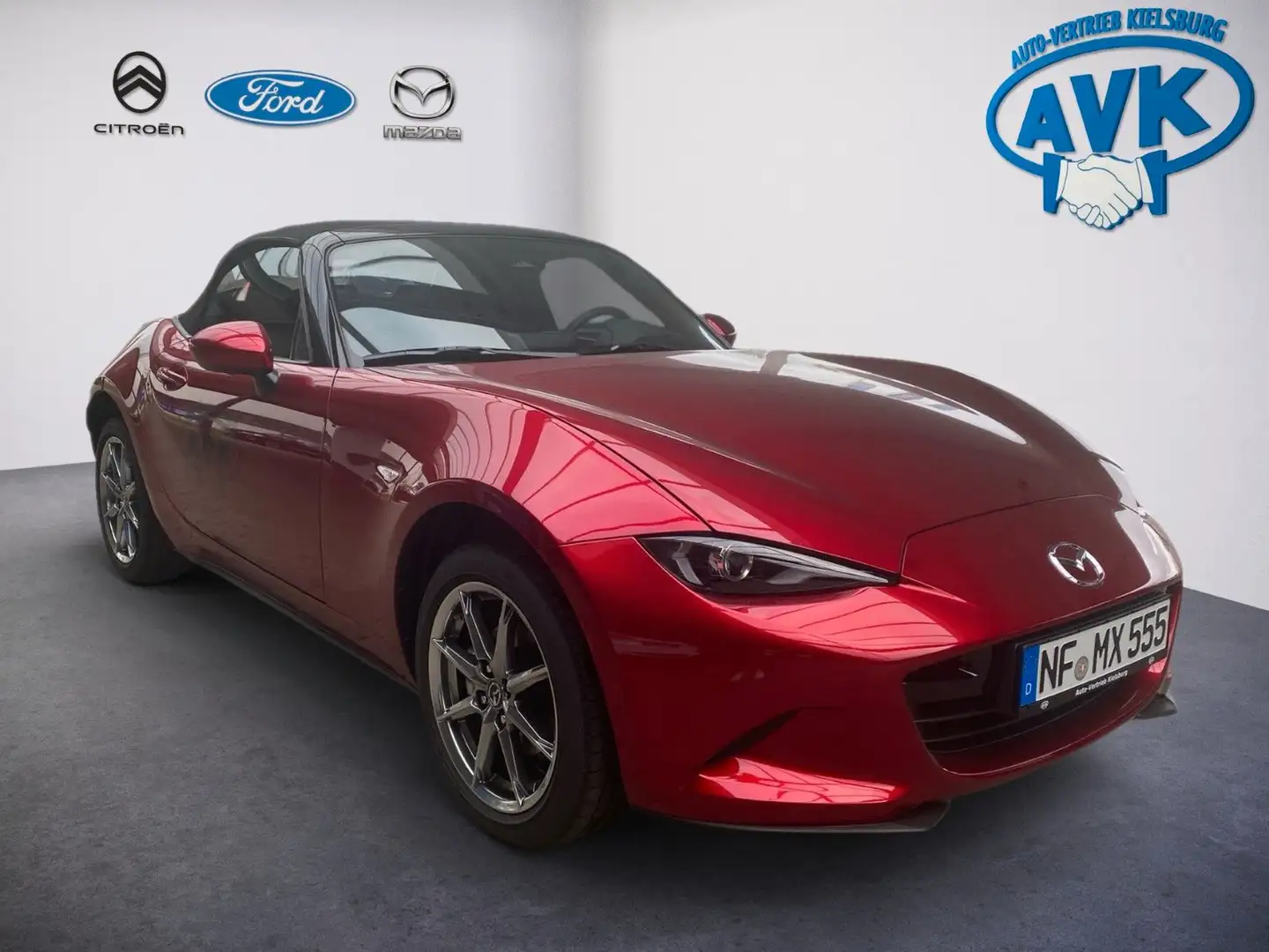 Mazda MX-5 Exclusive-Line Rot - 1