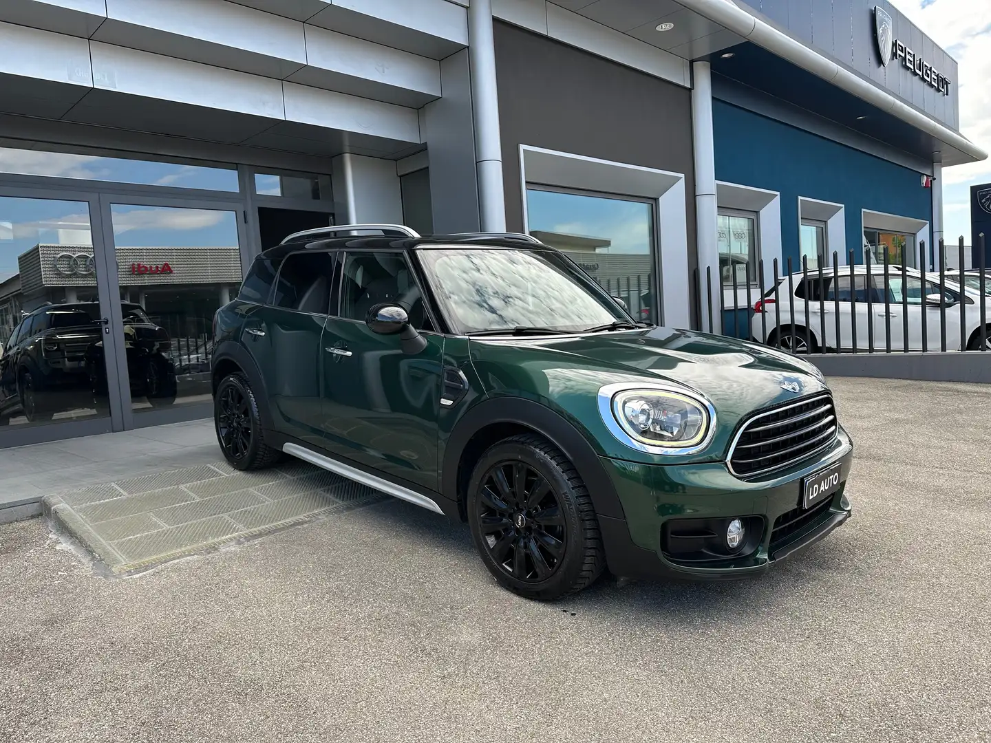MINI Cooper D Countryman Mini Countryman 2.0 Cooper D Hype auto - 2