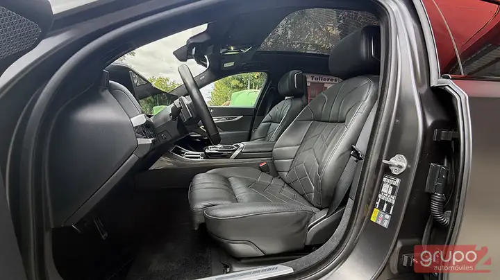 BMW Serie 7 2023, foto 10