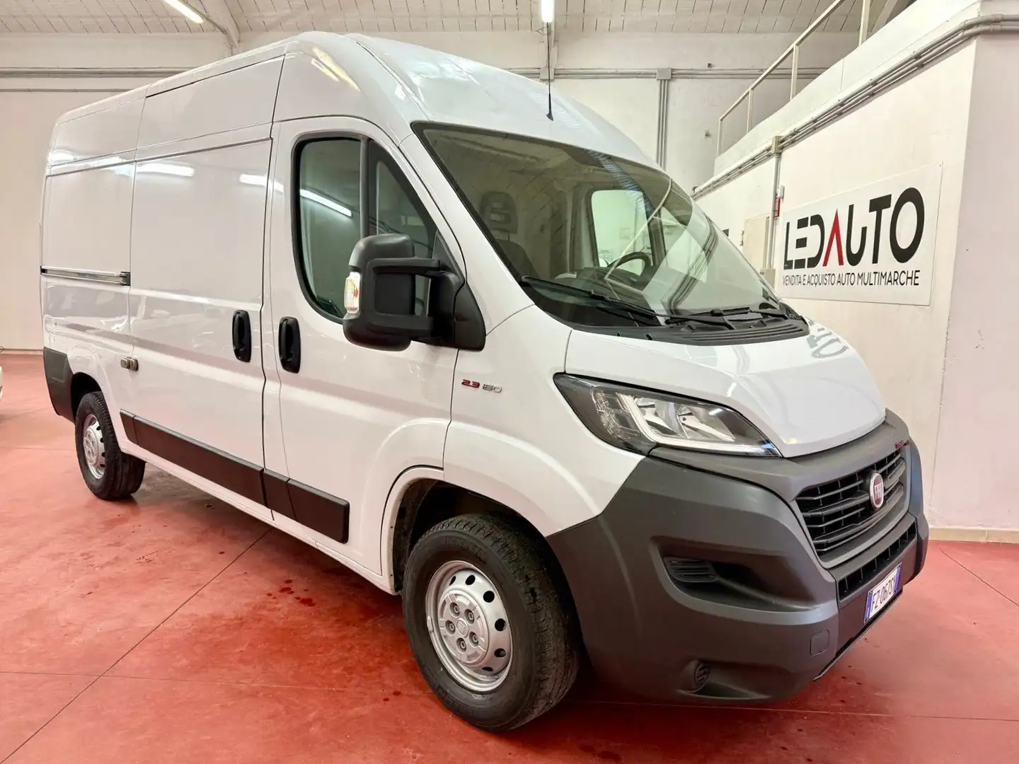 Fiat Ducato 2.3 MTJ 160CV E6D H2L2 PORTATA1450KG Weiß - 1