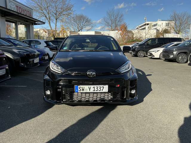 Imagine Toyota Yaris GR Yaris High Performance mit KW V3 Fahrwerk