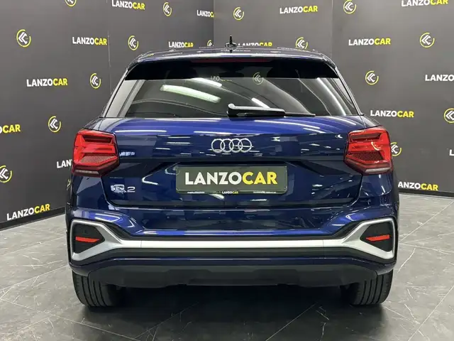 Audi Q2 view 5