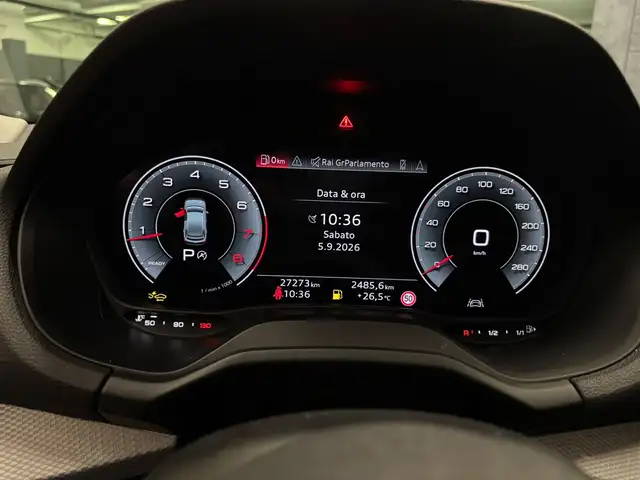 Audi Q2 view 10