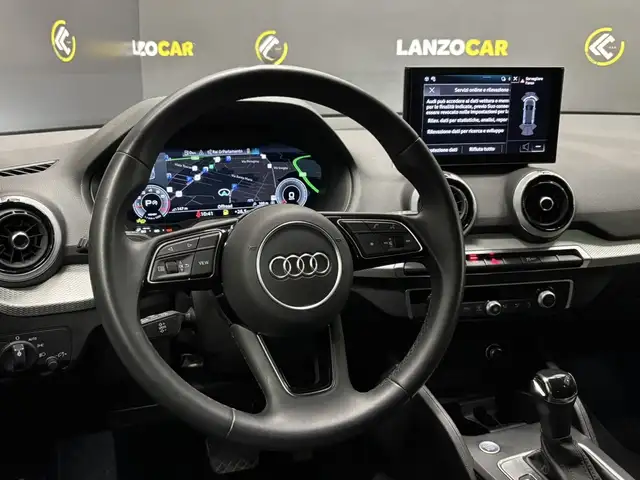 Audi Q2 view 8
