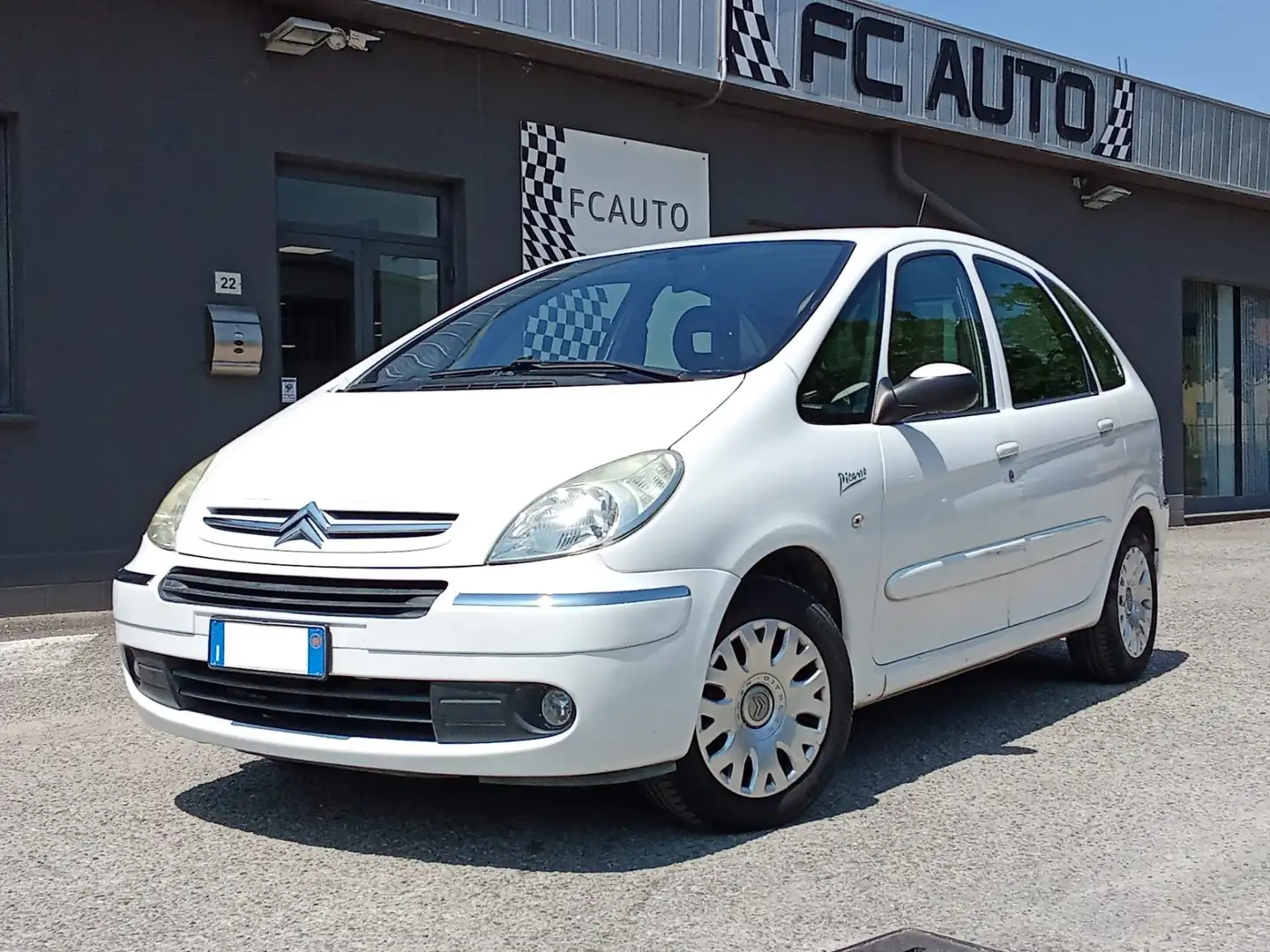 Citroen Xsara Picasso 1.6 16V Elegance Bianco - 1