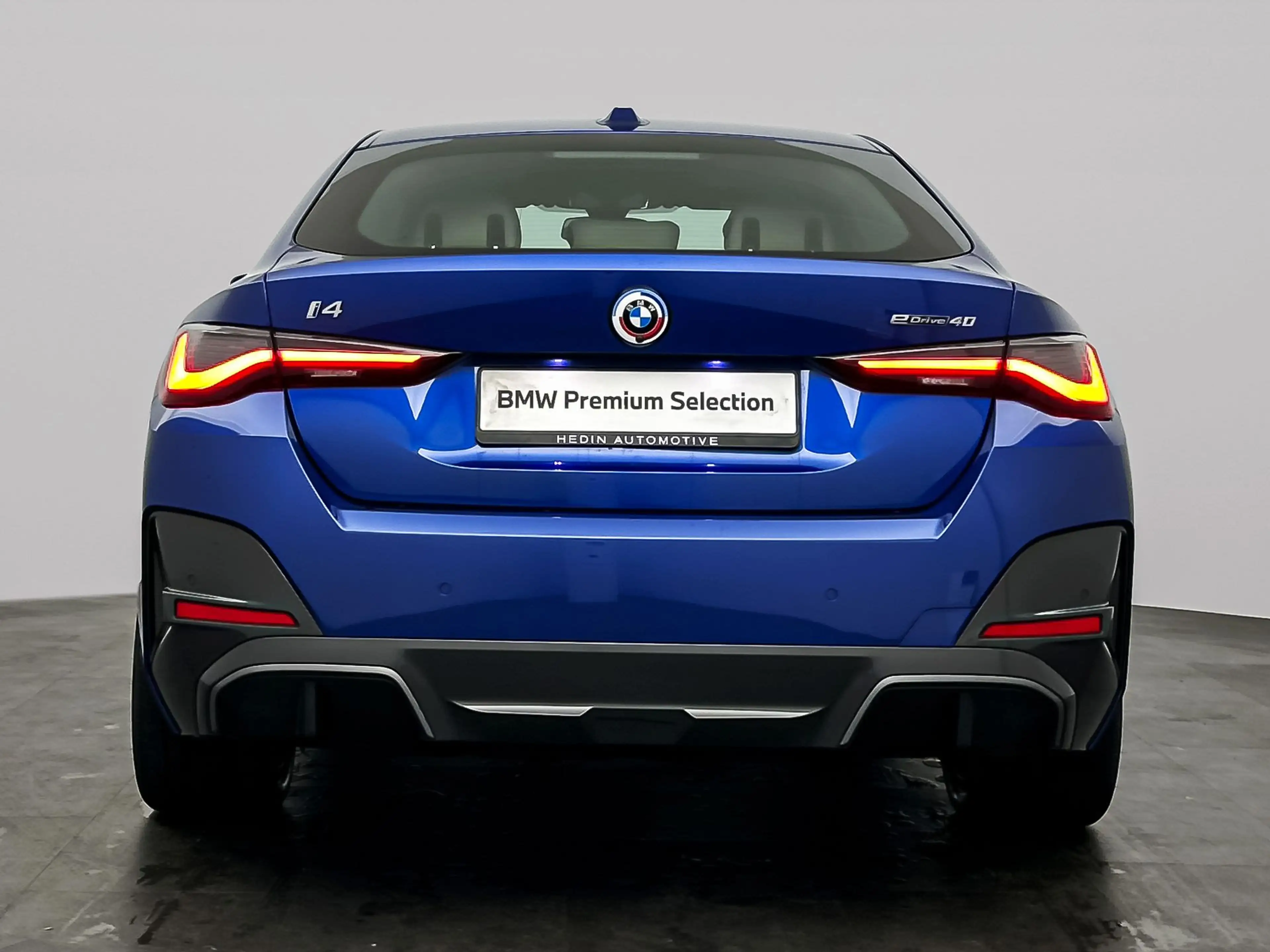 BMW i4 eDrive40 High Executive 84 kWh M-Sport | Camera | — photo 5