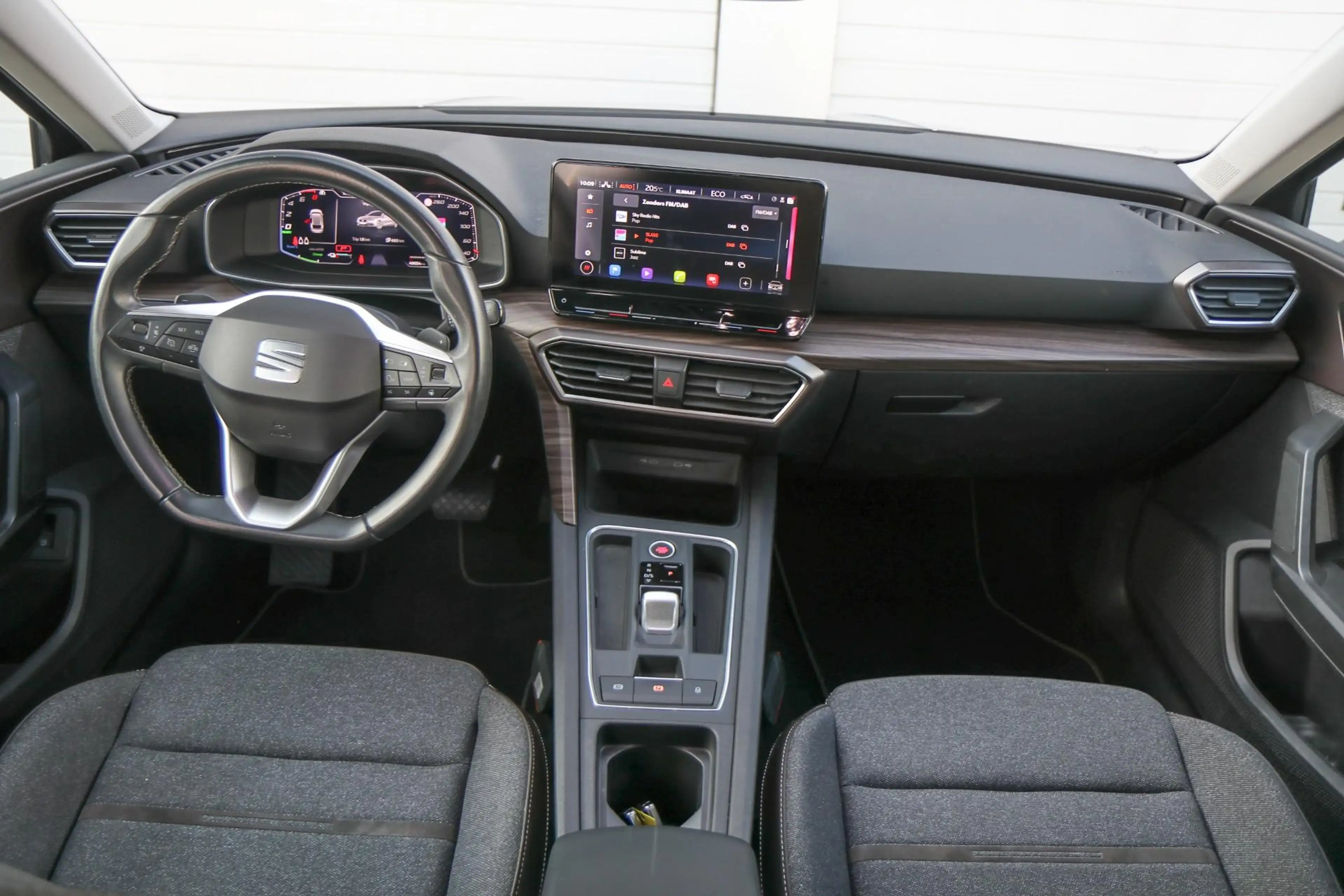 SEAT Leon e-Hybrid Sportstourer 1.4 TSI eHybrid 204pk PHEV Ecellence — photo 5
