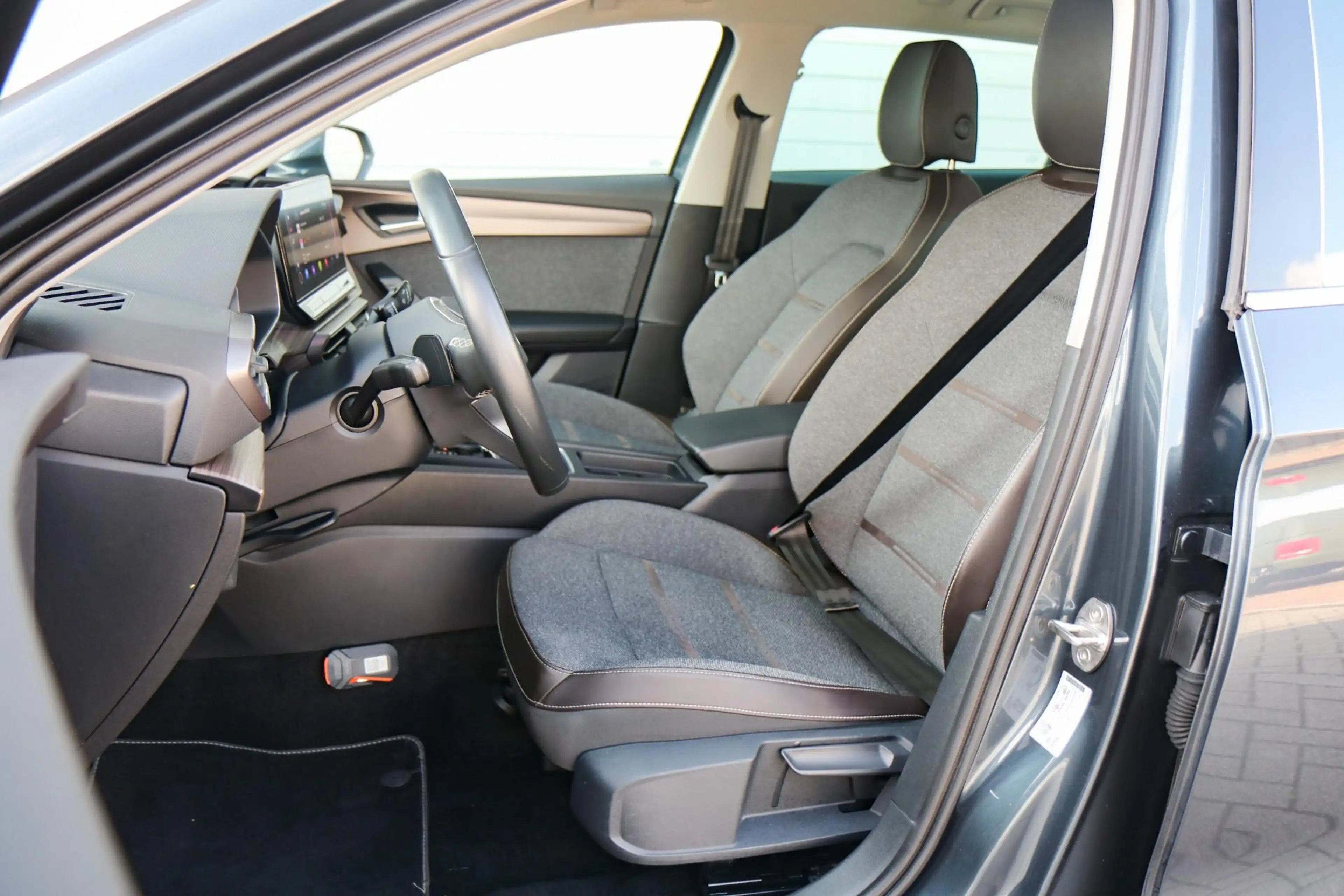 SEAT Leon e-Hybrid Sportstourer 1.4 TSI eHybrid 204pk PHEV Ecellence — photo 4