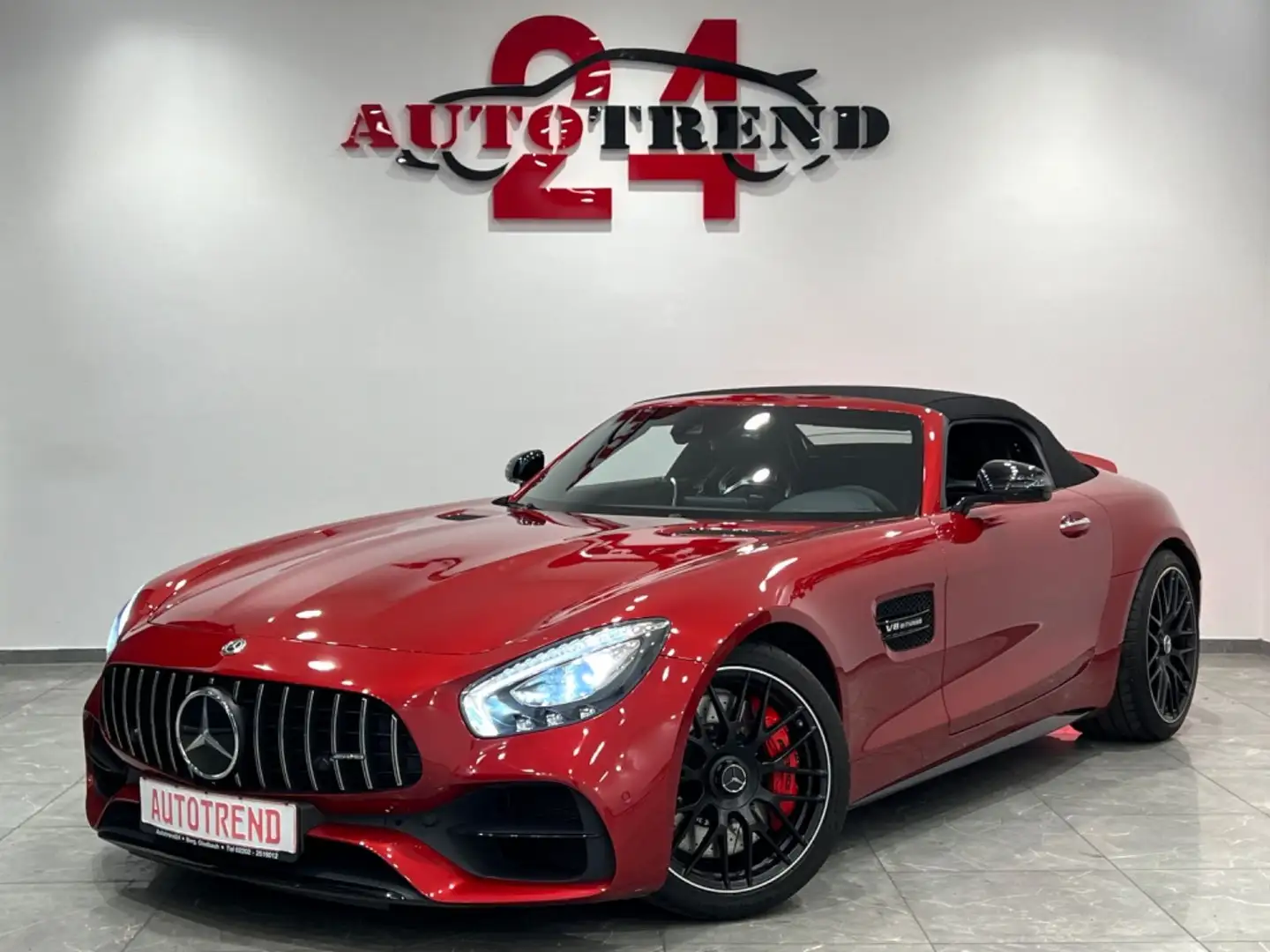 Mercedes-Benz AMG GT PERFORMANCE+NIGHT PAKET+SCHALENSITZE Roşu - 1