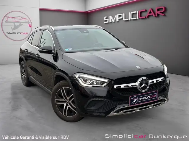 Mercedes-Benz GLA 200 GLA 200 7G-DCT Business Line