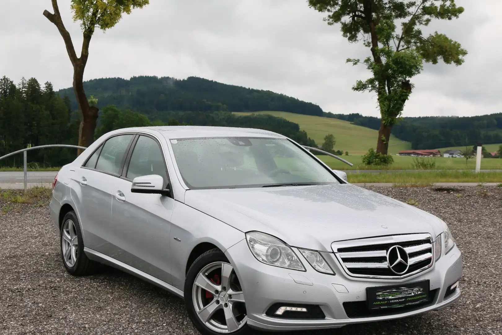 Mercedes-Benz E 220 CDI*Top Zustand*Alles bei Mercedes gemacht Silber - 1