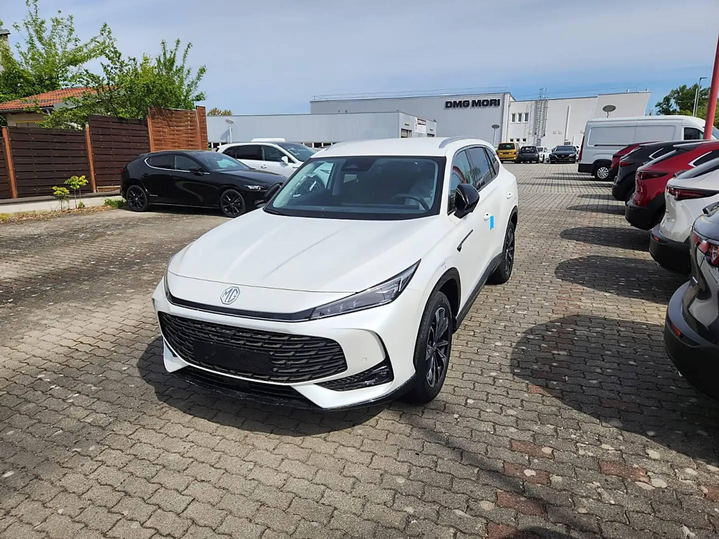 MG HS Hybrid + Luxury 1,8Wh Aut. Weiß - 1