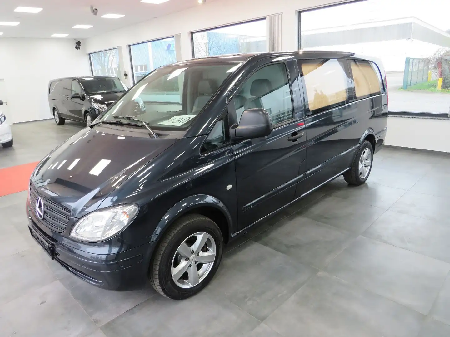 Used Mercedes Benz Vito 