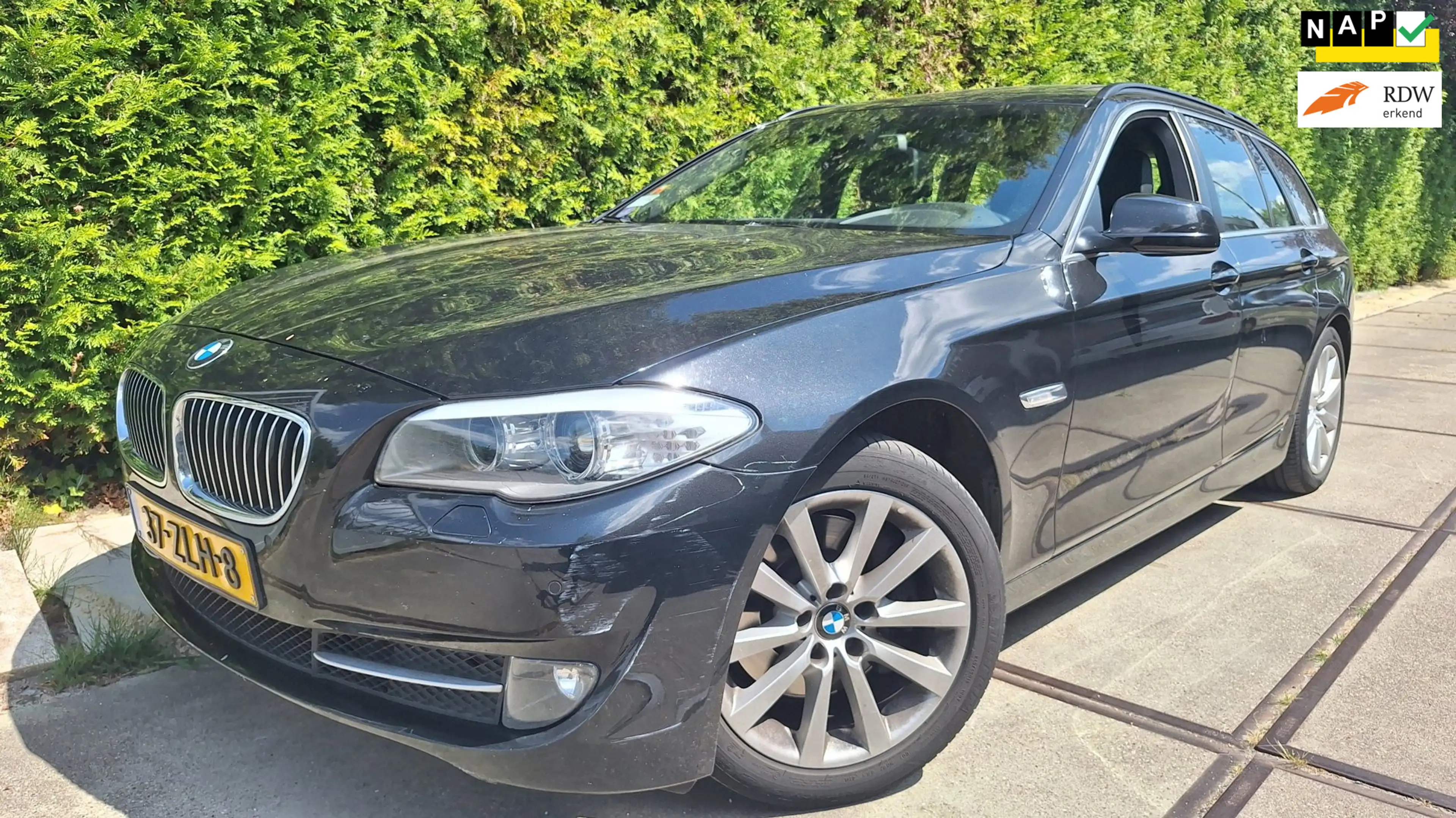 BMW 528 5-serie Touring 528i High Executive